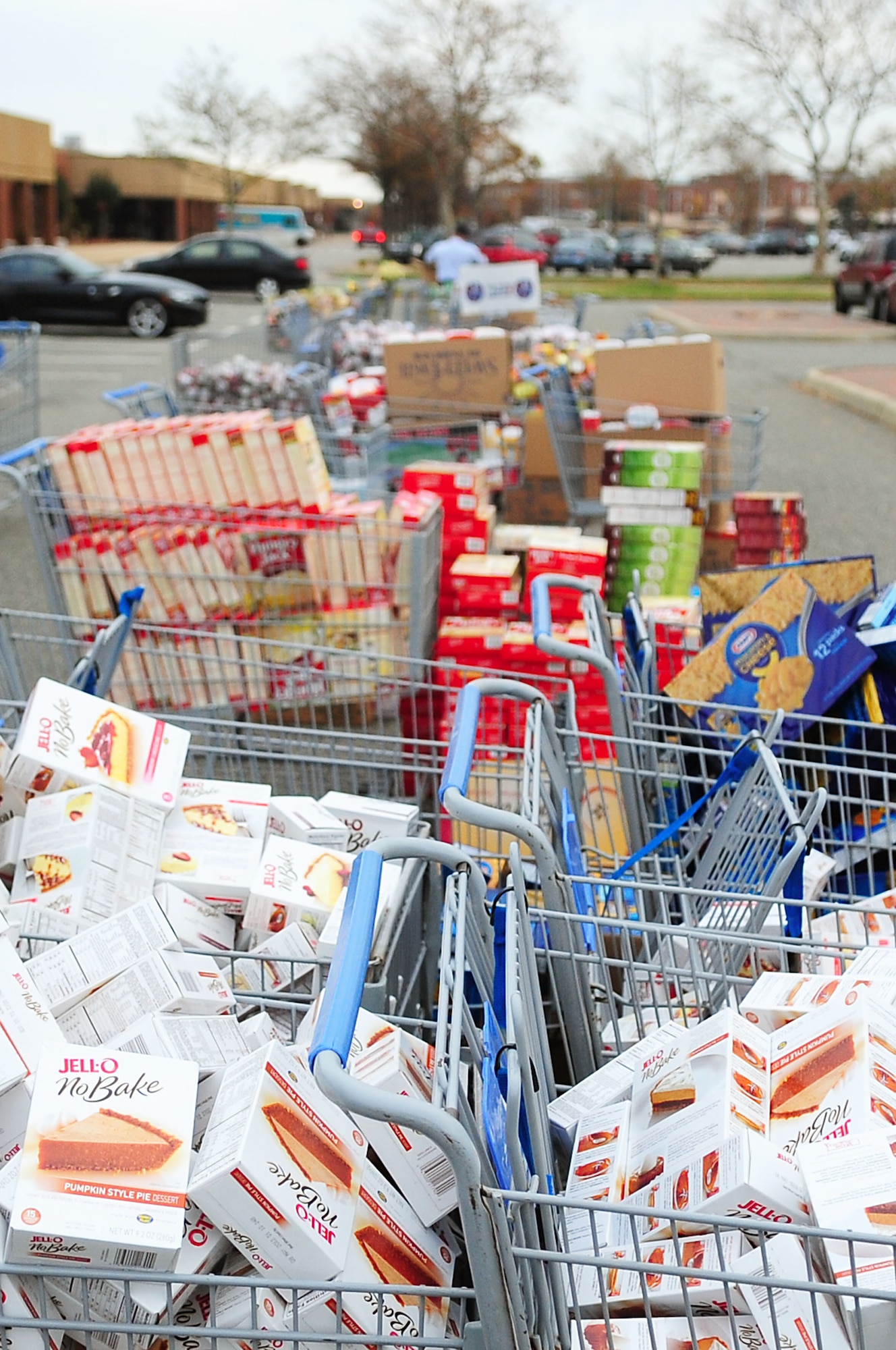 Operation Warm Heart provides Thanksgiving dinner to Langley Airmen families Joint Base Langley Eustis Display