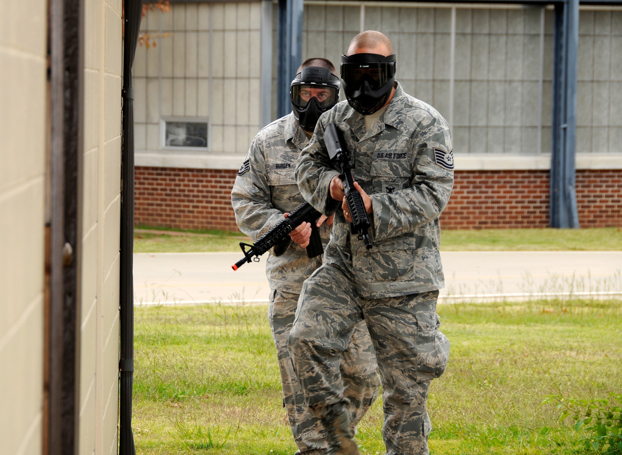 Airmen with the 188th Security Forces Squadron conduct a room-clearing exercise during a Unit Training Assembly Nov. 6 at the 188th Fighter Wing. (U. S. Air Force photo by Airman 1st Class Hannah Landeros/188th Fighter Wing Public Affairs)