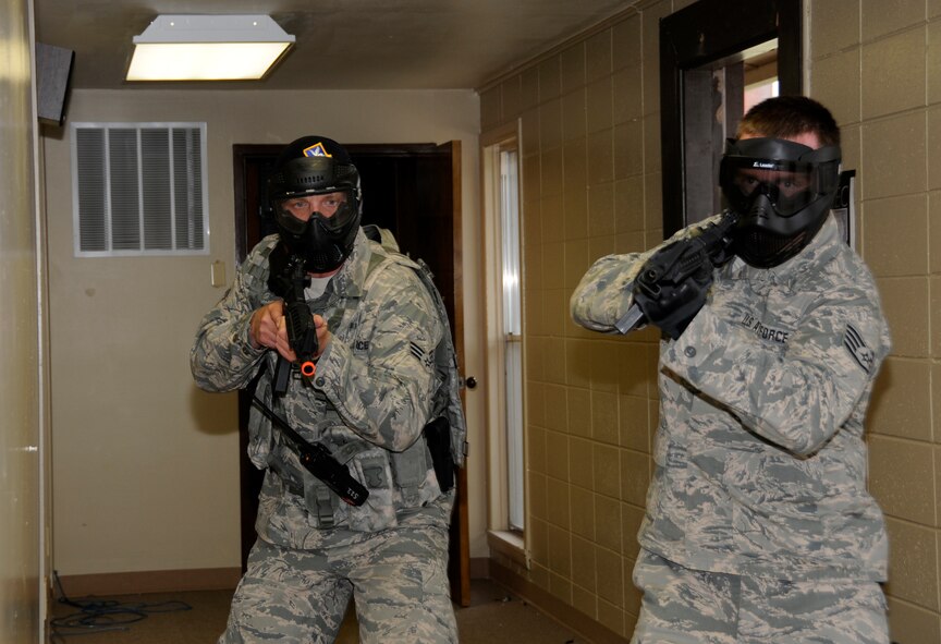 Airmen with the 188th Security Forces Squadron conduct a room-clearing exercise during a Unit Training Assembly Nov. 6 at the 188th Fighter Wing. (U. S. Air Force photo by Airman 1st Class Hannah Landeros/188th Fighter Wing Public Affairs)