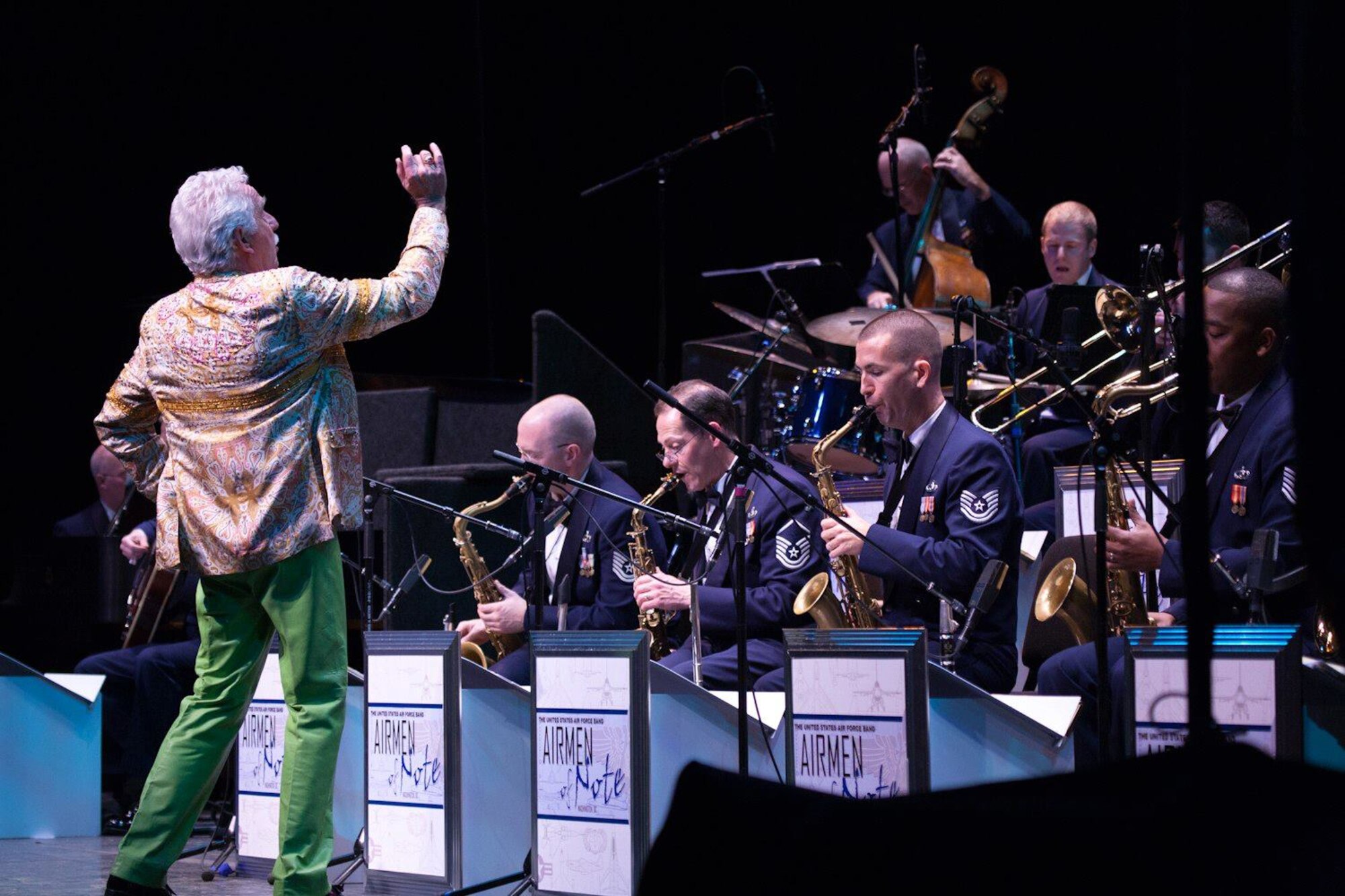 Trumpet legend Doc Severinsen cues the Airmen of Note during the final performance of the 2011 Jazz Heritage Series