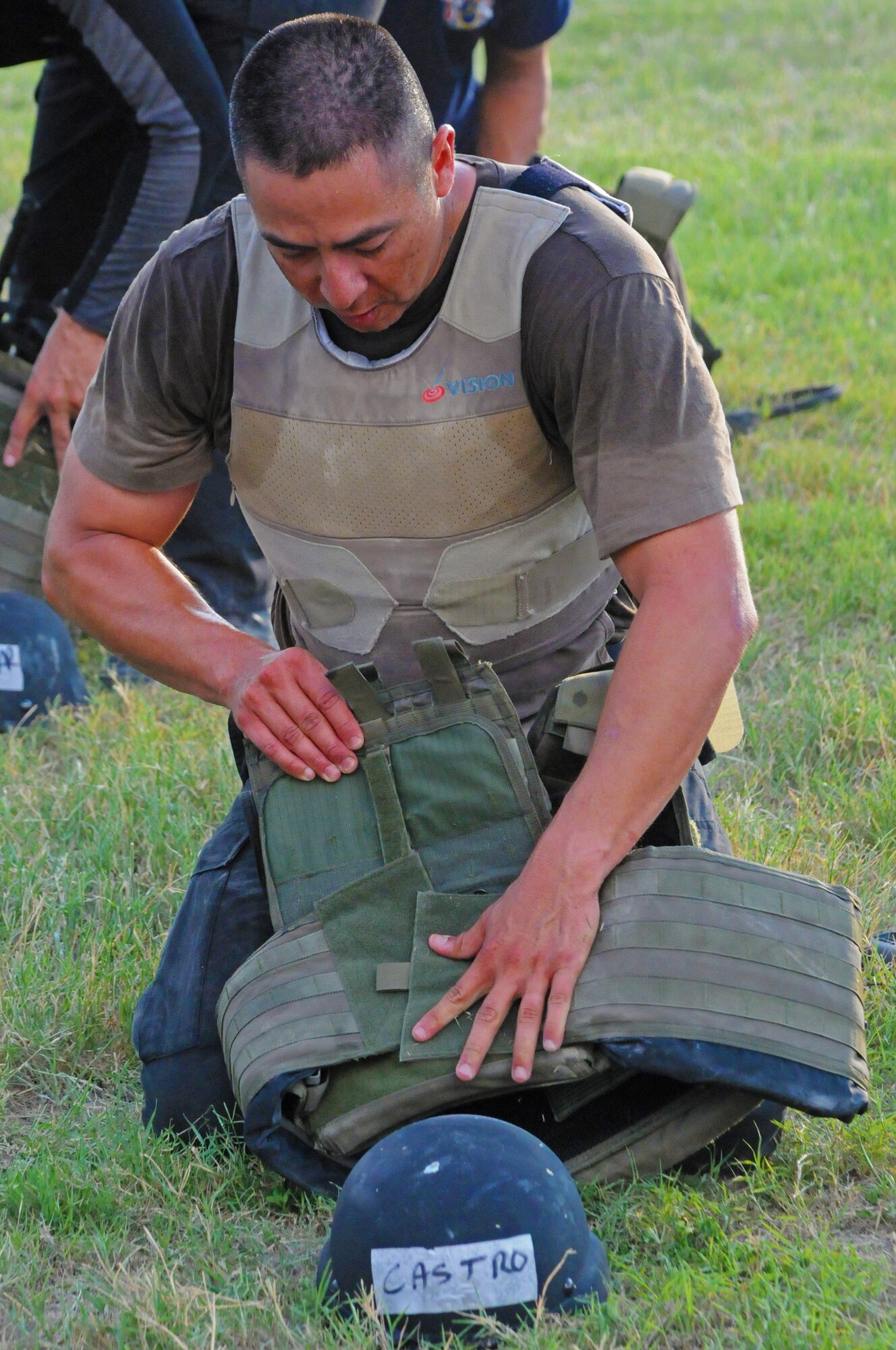 LAUGHLIN AIR FORCE BASE, Texas -- A Texas Department of Public Safety member grounds his gear during a special weapons and tactics tryout here Sept. 28. Laughlin supplied Texas DPS with a training location for the week-long exercise displaying the good working relationships between the agencies. (U.S. Air Force photo/Senior Airman Scott Saldukas)