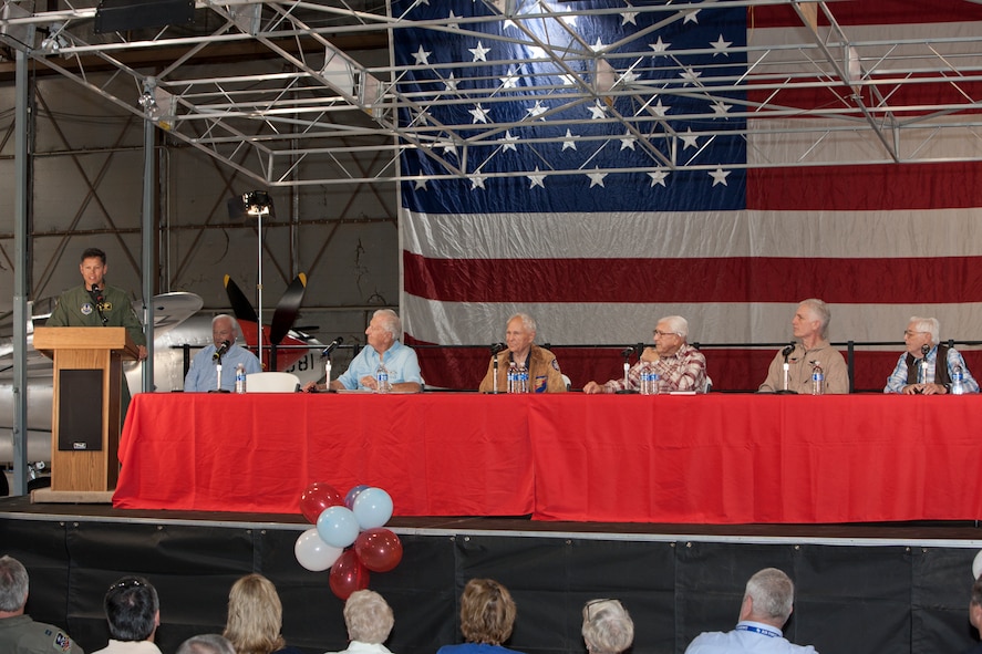 Lt. Col. George Griffiths, 461st Flight Test Squadron commander (far left), welcomes World War II veterans and P-38 pilots to a panel discussion at Edwards on Oct. 3, 2011. Frank Hurlbut (from left); Sandy Willford; Bill Behrns; and far right Bert Torrey spoke about their experience flying the P-38 Lightning. Also on the panel was F-35 test pilot Dave Nelson. (U.S. Air Force photo/Paul Weatherman)