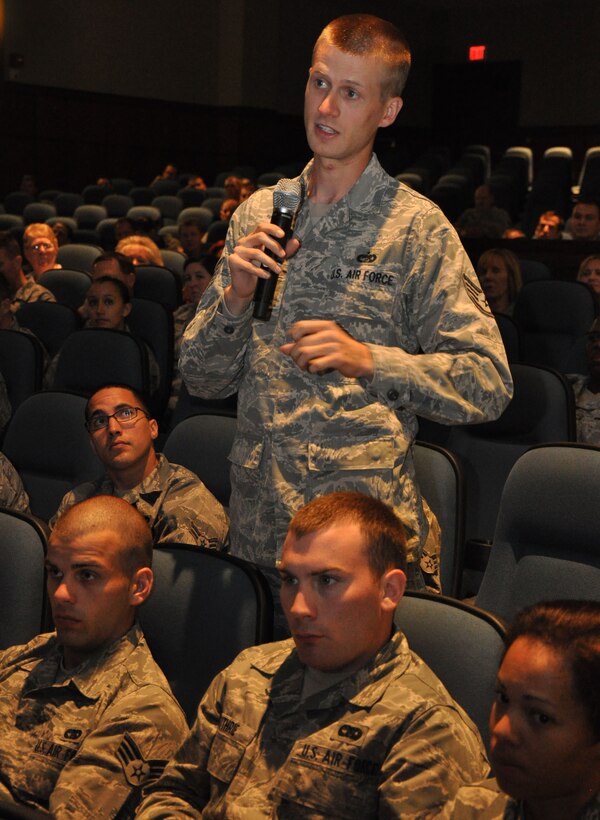 Staff Sgt. Stephen Harper participates in the Q&A session during the “Town Hall Meeting” with Lt. Gen. Charles Stenner, AFRC commander, at Joint Base Charleston, S.C. Oct. 4, 2011. Sergeant Harper is an air transportation specialist with the 437th Aerial Port Squadron at Joint Base Charleston. (U.S. Air Force photo\Staff Sgt. Shane Ellis)