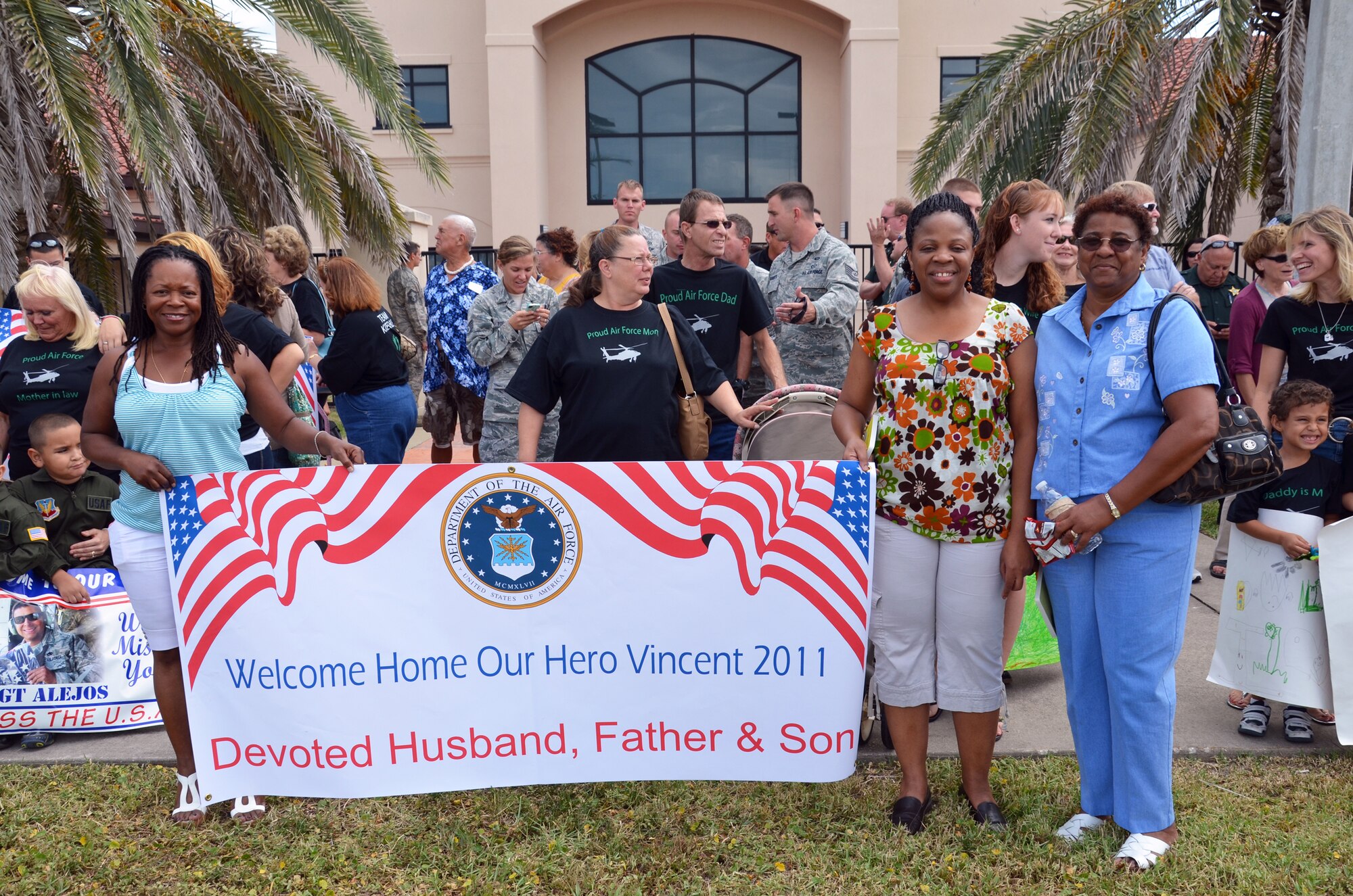 PATRICK AIR FORCE BASE, Fla.- Tech. Sgt. Vincent Brown's, electro environmental systems technician, family eagerly awaits his arrival here. Brown, along with 40 other Rescue Reservists, was deployed to Afghanistan is support of Operation Enduring Freedom for four months. "While deployed, they did a lot of flying, they were all really busy, but it's a great mission and we're all really proud of what they've been doing over there," said Col. Jeffrey Macrander, 920th Rescue Wing Commander.(U.S. Air Force photo/Airman 1st Class Natasha Dowridge)