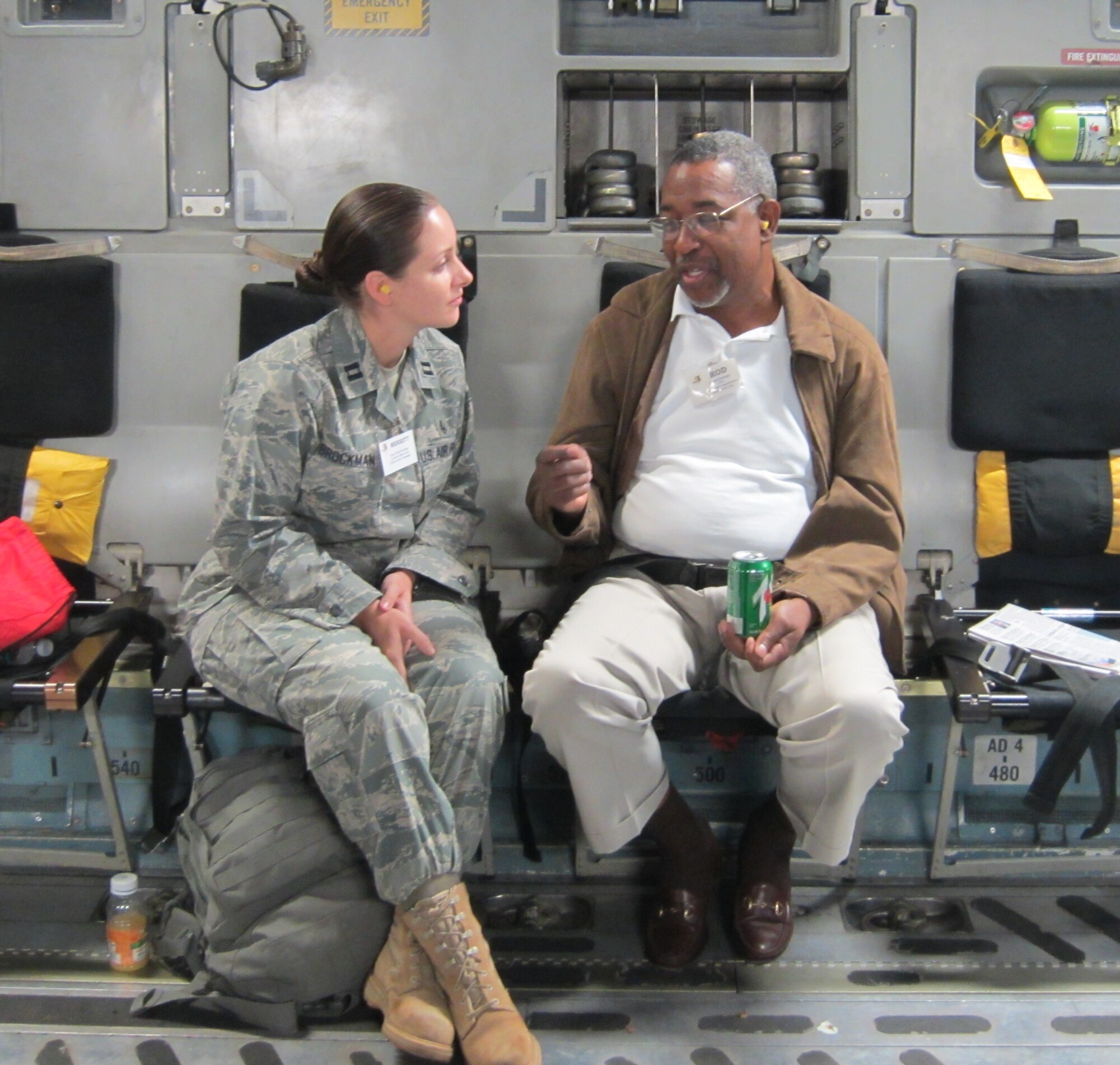 Capt. Merritt Brockman talks with Rod Rutledge during a flight aboard a C-17
Globemaster III Sept. 27, traveling to Holloman Air Force Base, N.M. The
flight was part of a two-day civic leader tour, which brought more than 30
local community members to visit other Air Force bases in order to showcase
unique military missions. The group also made stops to the Air Force Academy
and Shriever Air Force Base, Colo. Brockman is a 628th Air Base Wing
executive officer and Rutledge is the CEO of Sea Island Comprehensive Health
Care Corporation. (U.S. Air Force photo/Michaela Judge)
