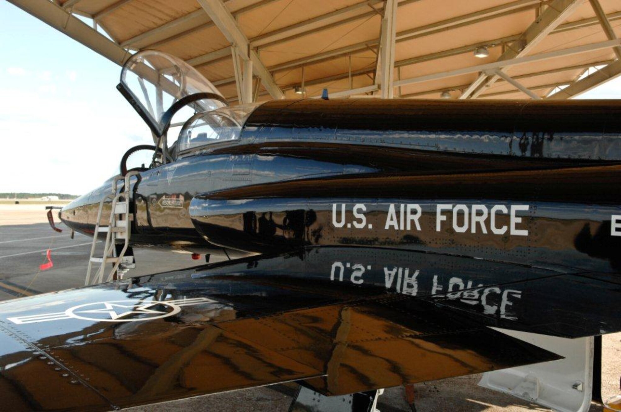 Two T-38 Talons arrived from Holloman Air Force Base, New Mexico Oct. 6, to assist in aerial training for F-22 Raptor pilots. (U.S. Air Force photo by Chris Cokeing)
