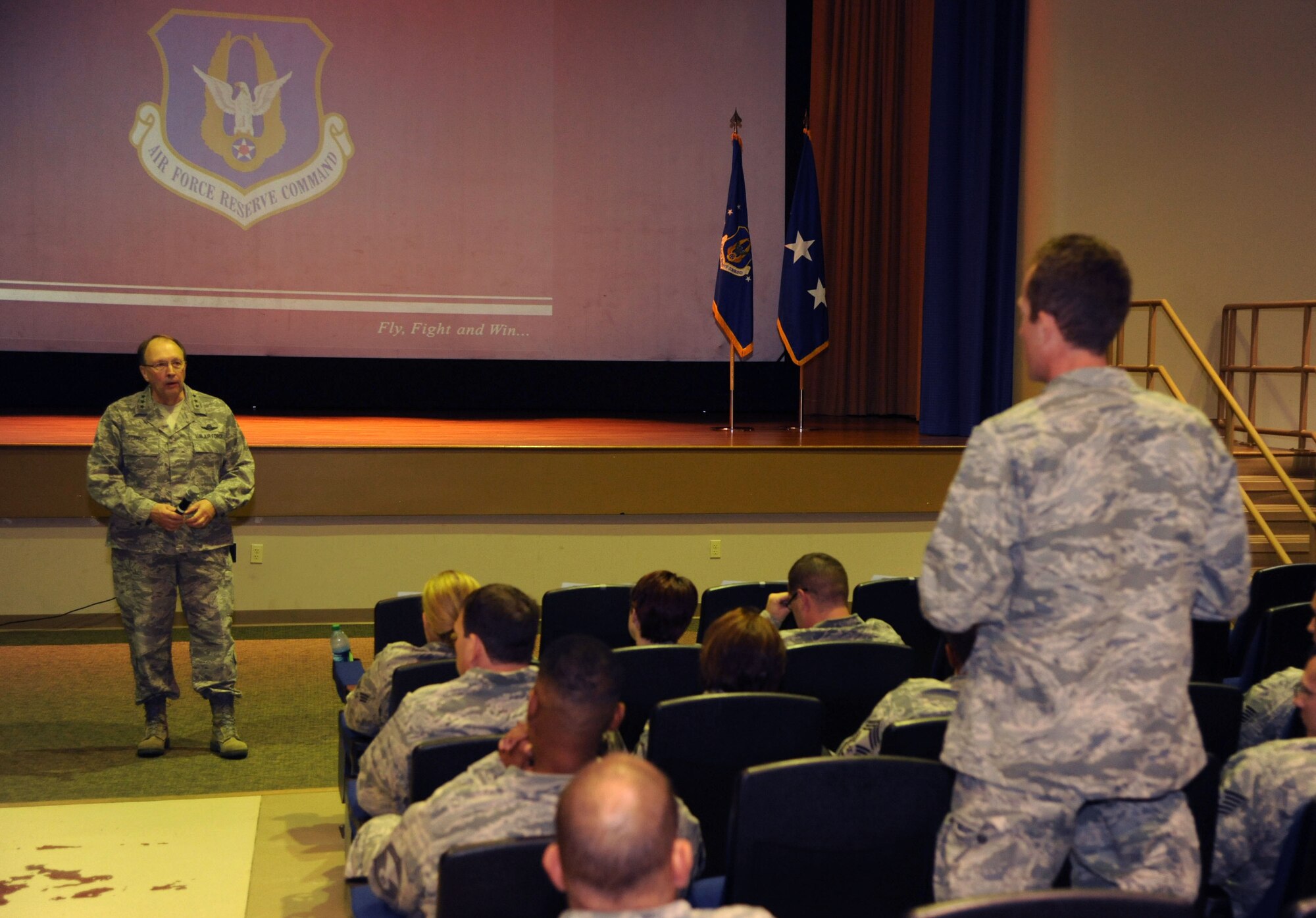 MacDill Air Force Base, Fla. --   Lieutenant General Charles Stenner, Chief of Air Force Reserve and Commander, Air Force Reserve Command, visited and spoke with members of the 927th Air Refueling Wing recently.  The general's presentation included a question-and-answer session that gave members the opportunity to ask him questions about the Air Force Reserves.  (Official U.S. Air Force photo by Staff Sgt. Shawn Rhodes)