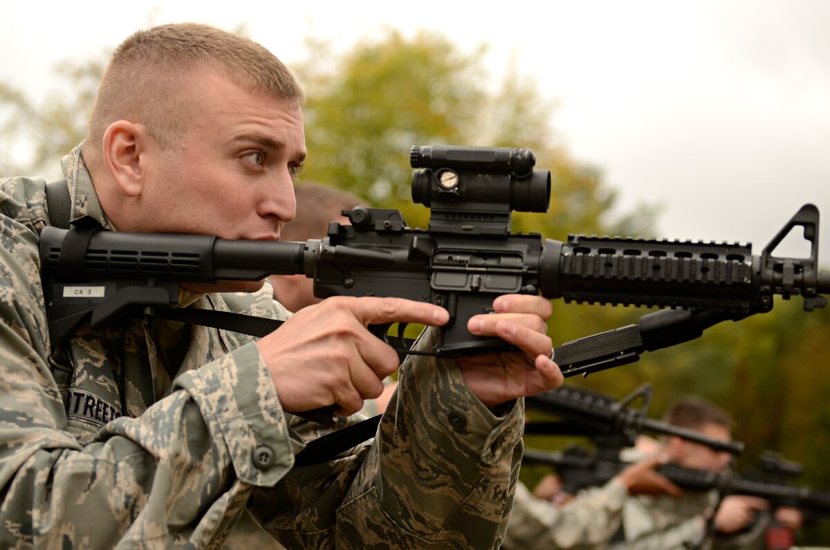New rifle course prepares Airmen for combat > U.S. Air Forces in Europe