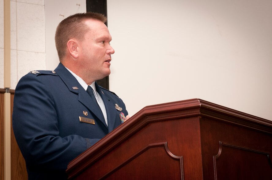 JOINT BASE ANDREWS, Md. -- Lt. Col. Karl Edelmann assumed command of the 459th Aerospace Medicine Squadron during a change of command ceremony here Oct. 16. Col. Michelle Williams, the former 459 AMDS commander, now serves as the mobilization assistant to the commander, Air Force Medical Support Agency, Bolling Air Force Base, Washington, D.C. (U.S. Air Force photo/Tech. Sgt. Steve Lewis)