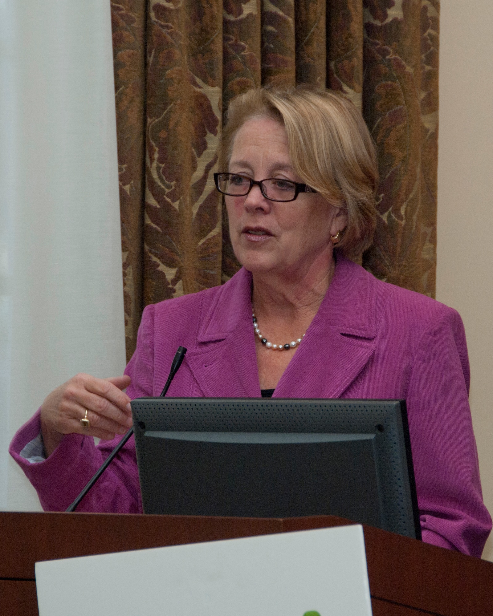 U.S. Rep. Niki Tsongas speaks at the start of an Oct. 19 forum on ‘Doing Clean Tech Business with the Department of Defense.”  Several Air Force Electronic Systems Center officials participated.  (U.S. Air Force photo by Walter Santos.)