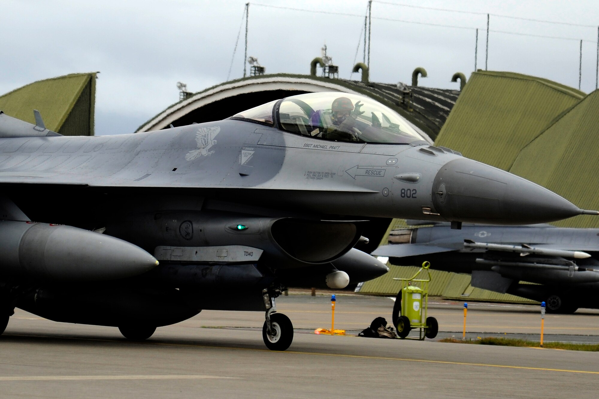 Misawa families welcome 13th Fighter Squadron pilots > Misawa Air Base ...