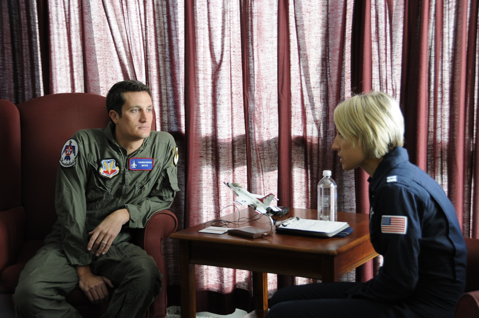 Meteorologist Drew Michaels of local ABC affiliate KHBS/KHOG 40/29 received an orientation ride in a U.S. Air Force Thunderbird F-16D Falcon Sept. 30 during the Fort Smith Air Show, which was attended by a record 255,000 spectators. Capt. Kristin Hubbard, Thunderbird advance pilot and narrator, was Michaels’ pilot. Michaels received a “9G” pin and a framed and autographed lithograph. Michaels pulled 9Gs three times during the flight, which lasted about one hour. (U.S. Air Force photo by Airman 1st Class Hannah Landeros/188th Fighter Wing Public Affairs)