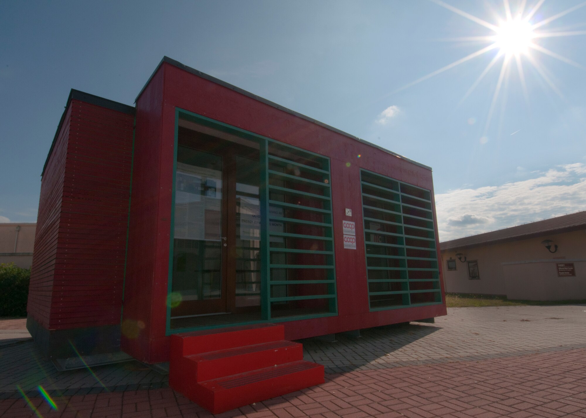 A single room, zero-emission house is on display adjacent to the BX and post office through Oct. 26. The house was designed to be 100 percent non-polluting and is completely self-sufficient. (U.S. Air Force photo/Staff Sgt. Justin Weaver)