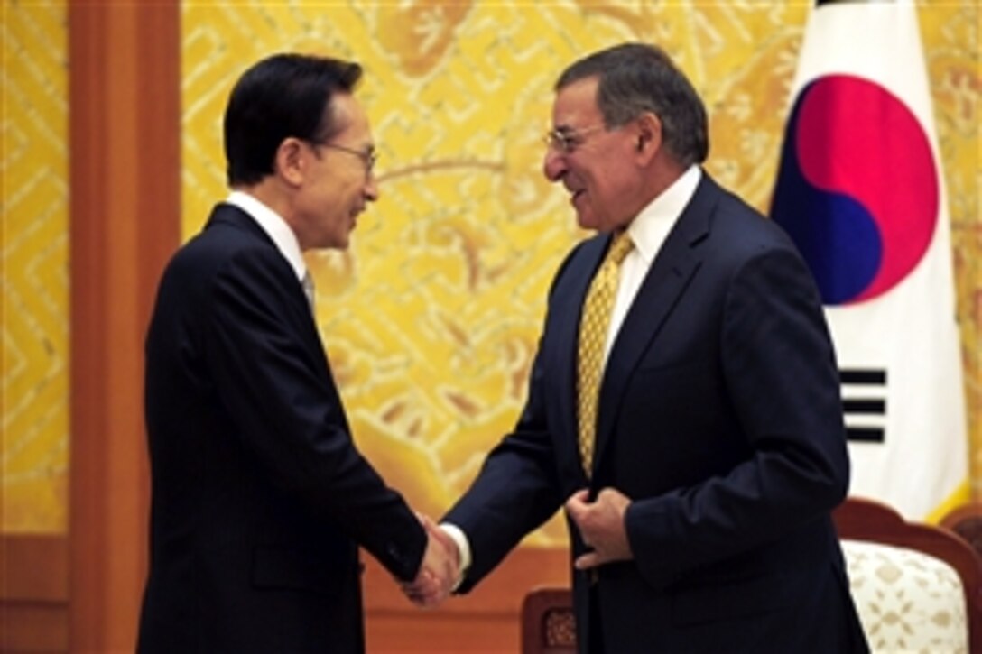 U.S. Defense Secretary Leon E. Panetta meets with South Korean President Lee Myung-bak at the Blue House in Seoul, South Korea, Oct. 27, 2011. The Blue House is Myung-bak's executive office and official residence. 