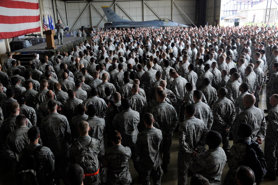KUNSAN AIR BASE, Republic of Korea -- Gen. Gary L. North, Pacific Air Forces commander, holds an all call with the members of the 8th Fighter Wing here Aug. 22.  During his visit, the general toured facilities and spoke to Wolf Pack members to reiterate their importance and roles.  (U.S. Air Force photo/Staff Sgt. Rasheen Douglas)
