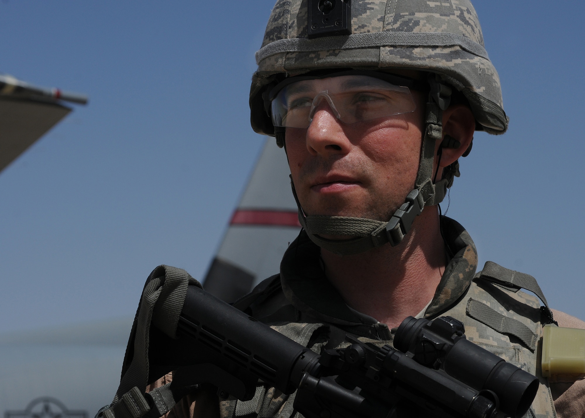 BAGRAM AIRFIELD, Afghanistan – Tech. Sgt. Jason Guillory, 455th Expeditionary Security Forces Squadron Fly Away Security Team leader, provides security for a C-130J Hercules aircraft, Sept. 9. Guillory is stationed at 19th Security Forces Squadron, Little Rock Air Force Base, Ark. (U.S. Air Force photo/Senior Airman Krista Rose)