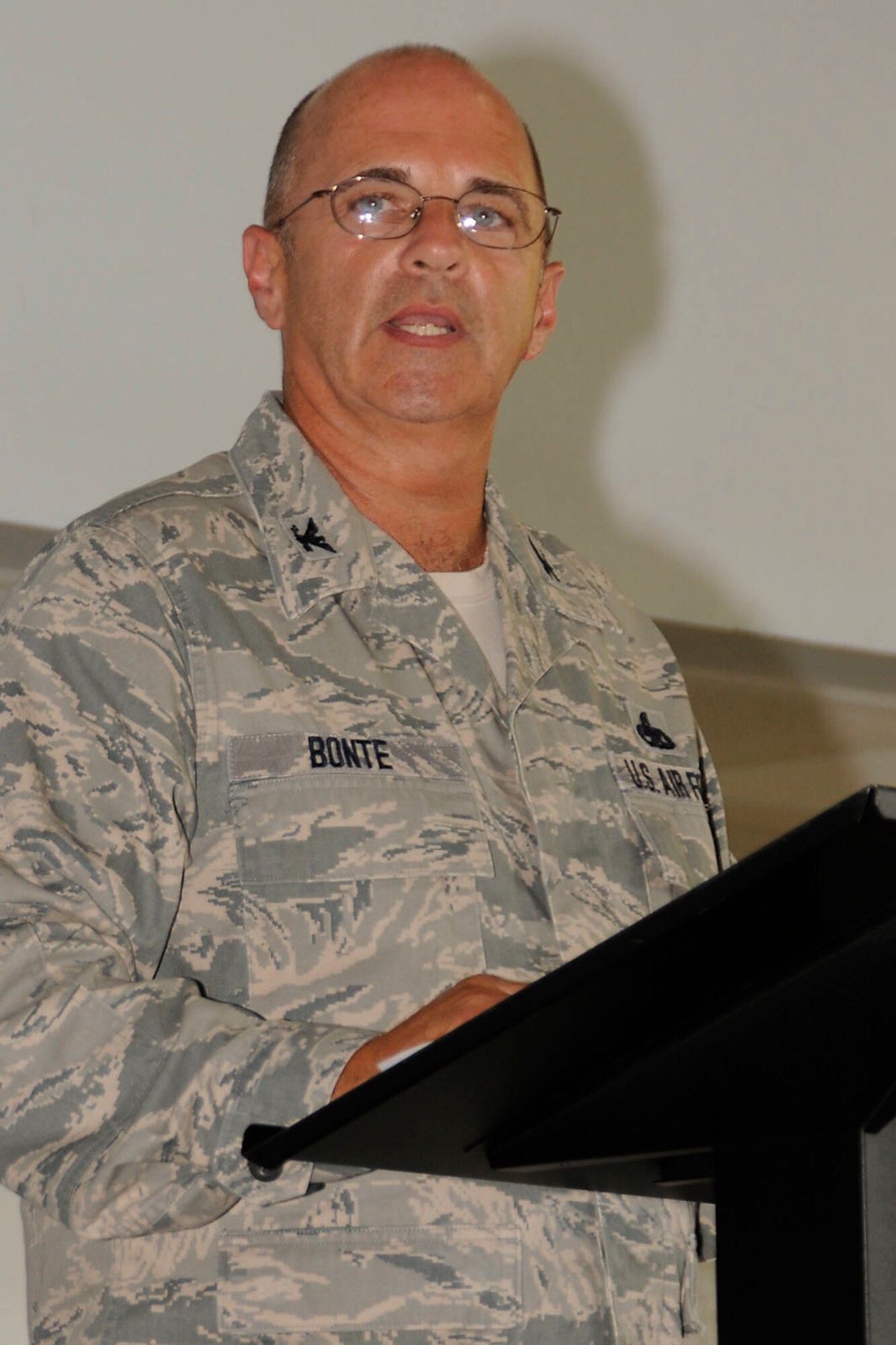 Col. Donald J. Bonte, Jr., Commander, 181IW