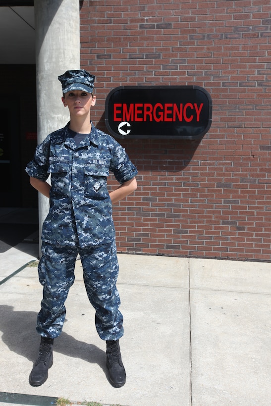 Seaman Recruit Nicole Robshaw, a corpsman with Naval Hospital Camp Lejeune, is credited with saving an individual's life durine Labor Day weekend. She used her basic lifesaving skills to resuscitate an elderly man who had suffered from a heartattack.