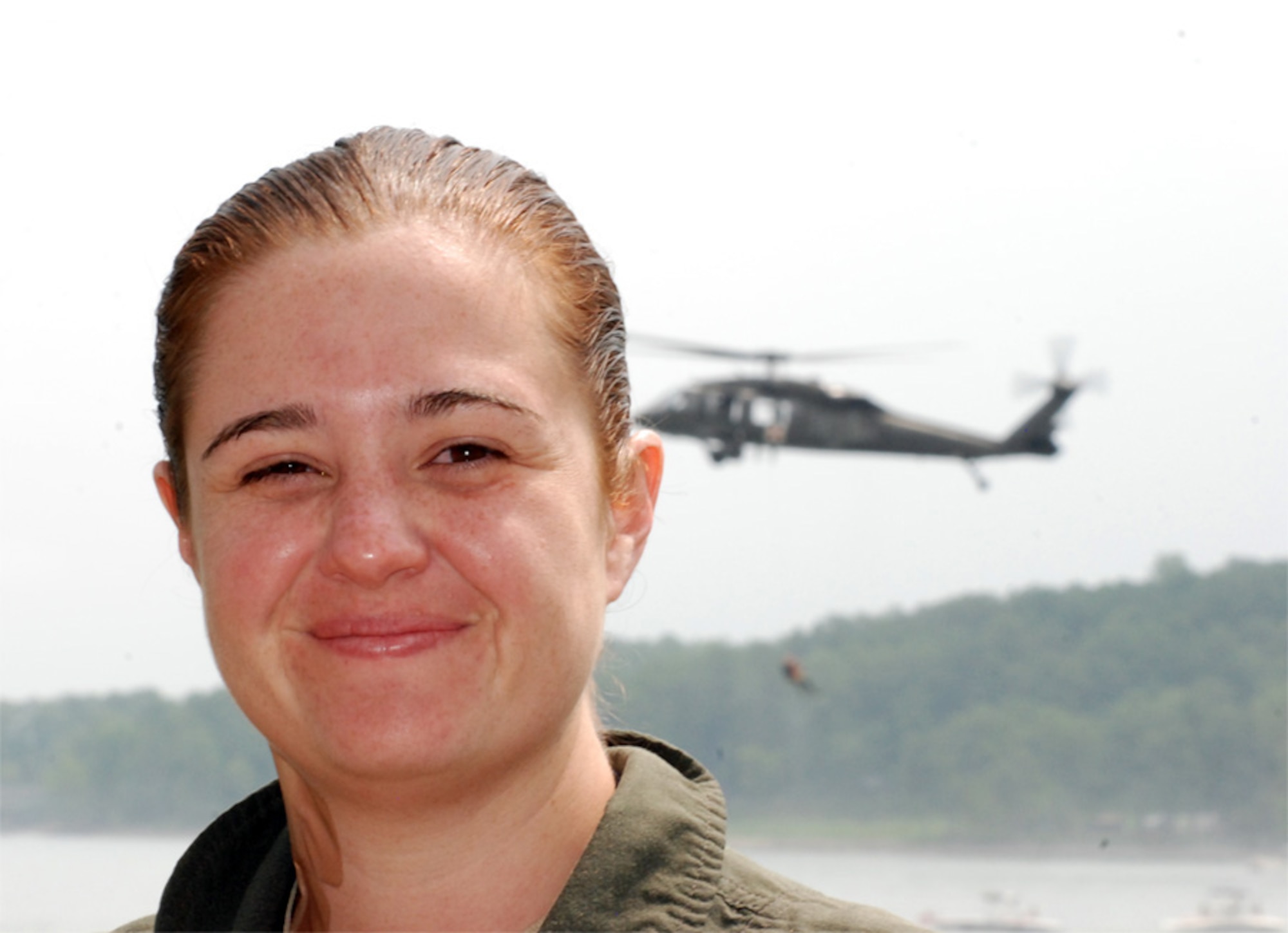 Tech. Sgt. Tiffany Brown, 94 AES, aeromedical tech, completed the water survivor
training at Lake Allatoona in Cartersville, GA. (U.S. Air Force photo/Master Sgt. Travon Dennis)
