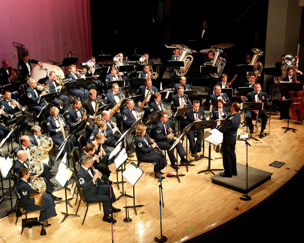 Under the Direction of Major Eric Patterson, the 562nd and 561st Air Force Bands play a combined concert in Oxnard Califonia. July 2010

Photo by MSgt Dave Buttner