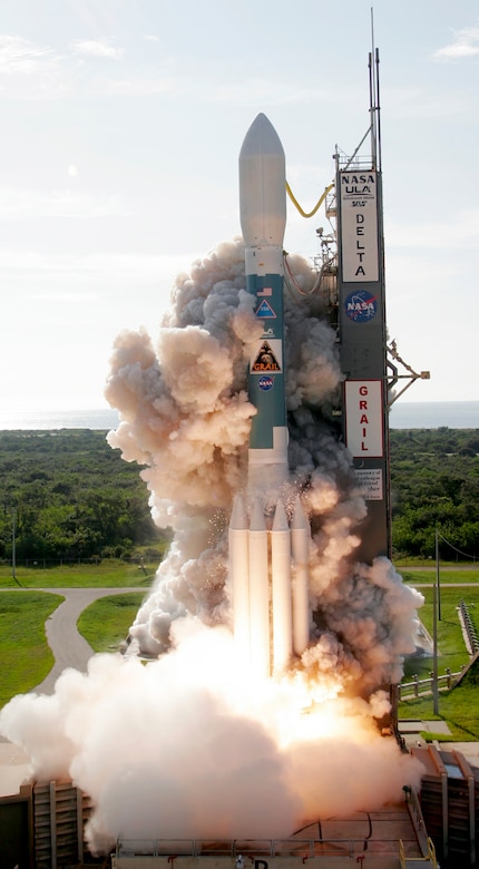 CAPE CANAVERAL AIR FORCE STATION, Fla. - A United Launch Alliance Delta II carrying NASA's Gravity Recovery and Interior Laboratory (GRAIL) lifts off Sept. 10, 2011, at 9:08 a.m. from Space Launch Complex 17, with Eastern Range support from the U.S. Air Force's 45th Space Wing.  GRAIL includes two spacecraft to study the moon's interior and thermal evolution. (United Launch Alliance photo/Thom Baur)