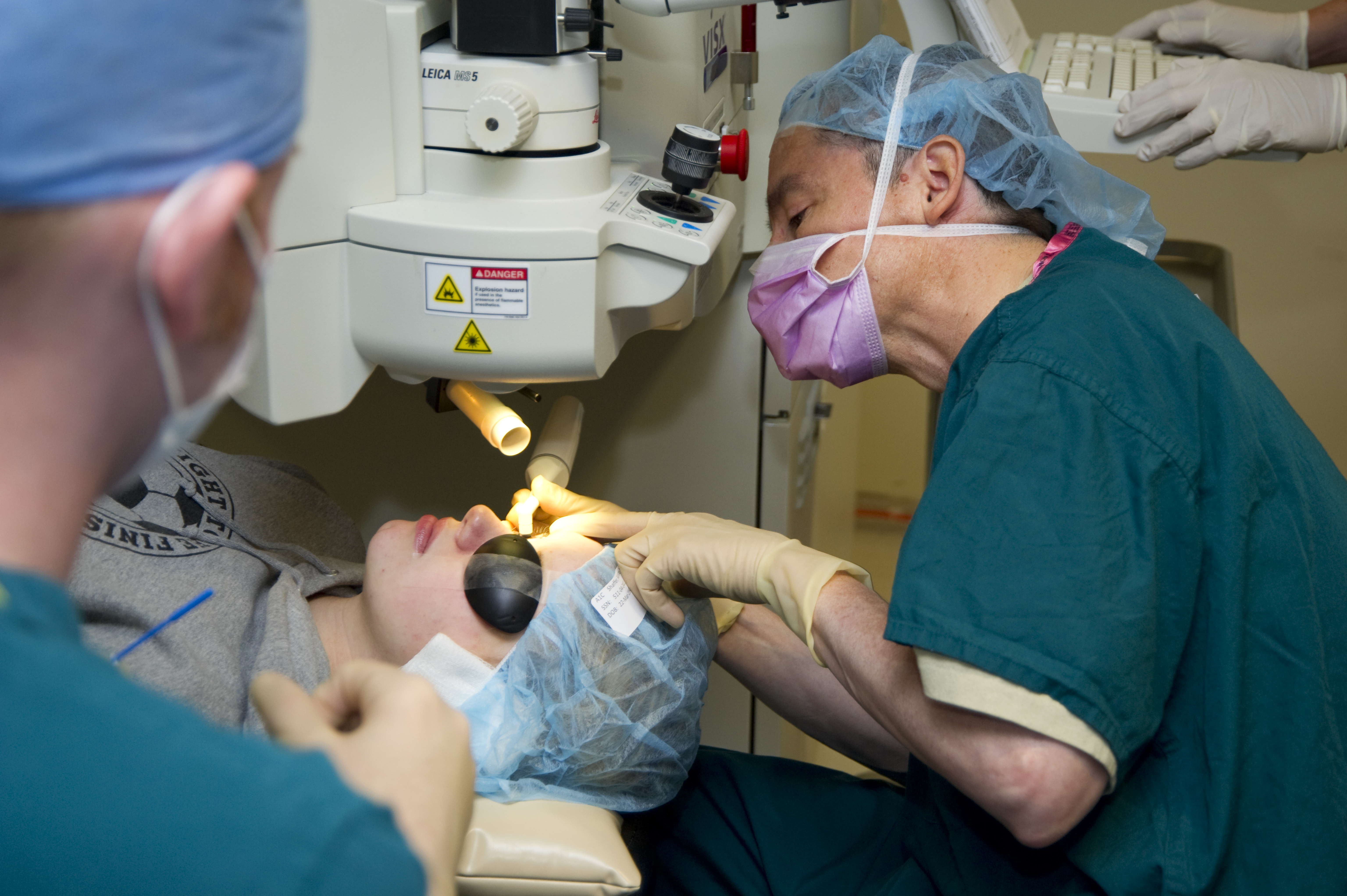 Refractive surgery center enables warriors to shed glasses