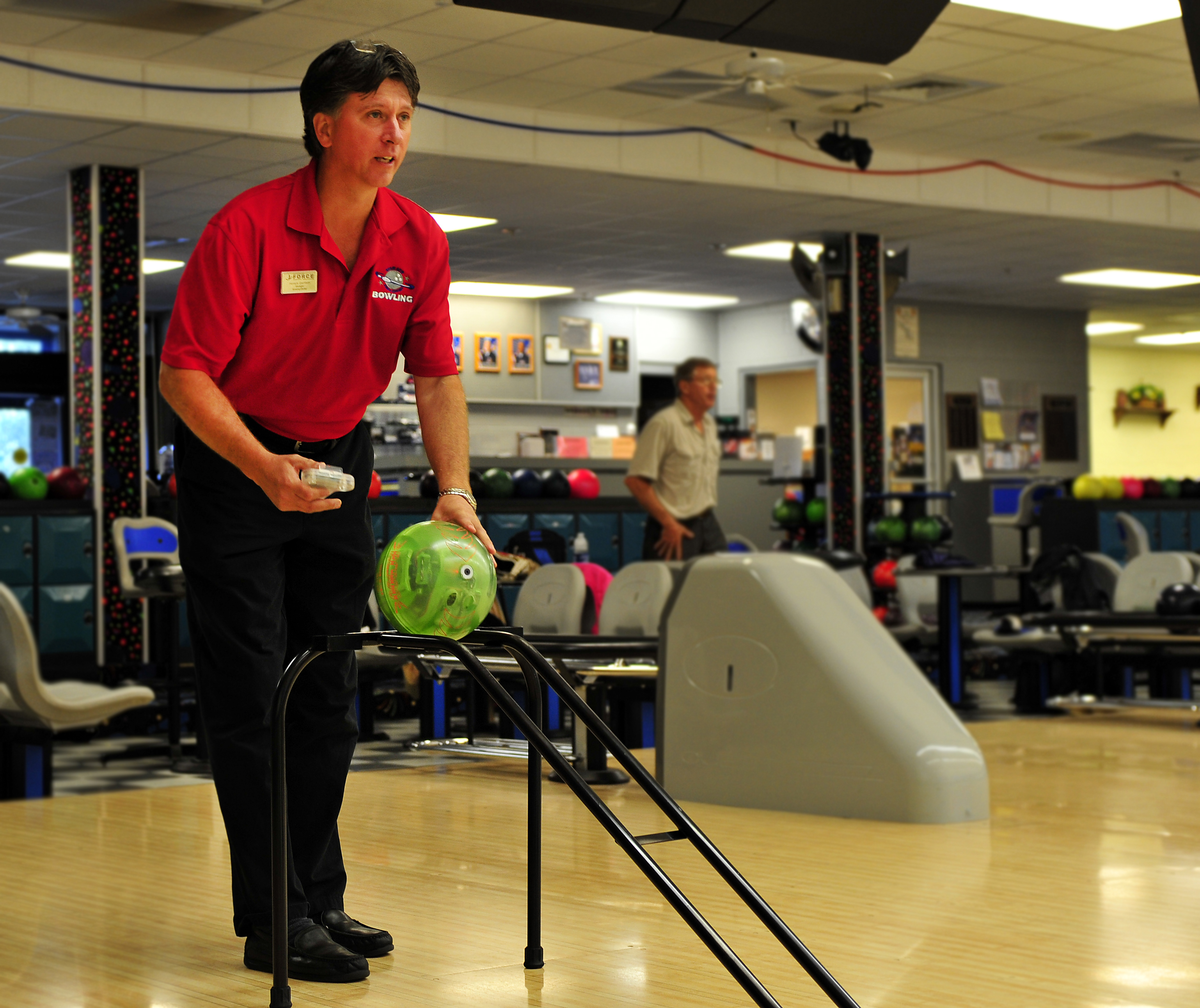 Bowling center provides opportunities for disabled vets > Shaw Air