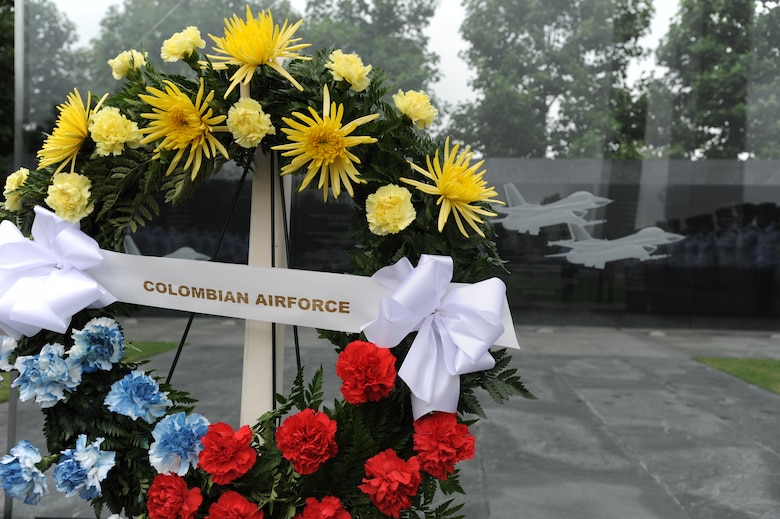 Brig. Gen. Del Aire Raul Torrado Alvarez, Colombian Air Force Academy director, presented a wreath at the U.S. Air Force Memorial to honor fallen servicemembers of the U.S. and it's allies Sept. 26, Arlington, Va. A wreath with yellow, red and blue colors representing the Colombian flag, was presented by Alverez and more than 60 of his Colombian Air Force cadets.  (U.S. Air Force photo by Staff Sgt. Christopher Ruano)