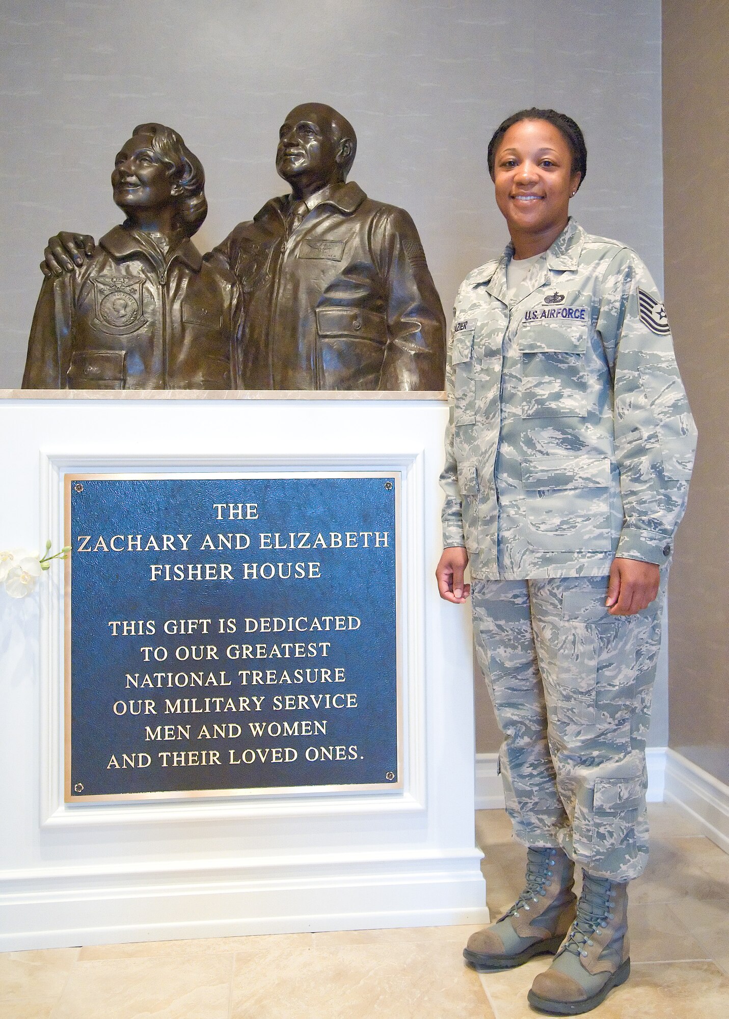 Tech. Sgt. Latersa S. Frazier, Airman of the Week Sept. 29, 2011. (U.S. Air Force photo by Adrian Rowan)