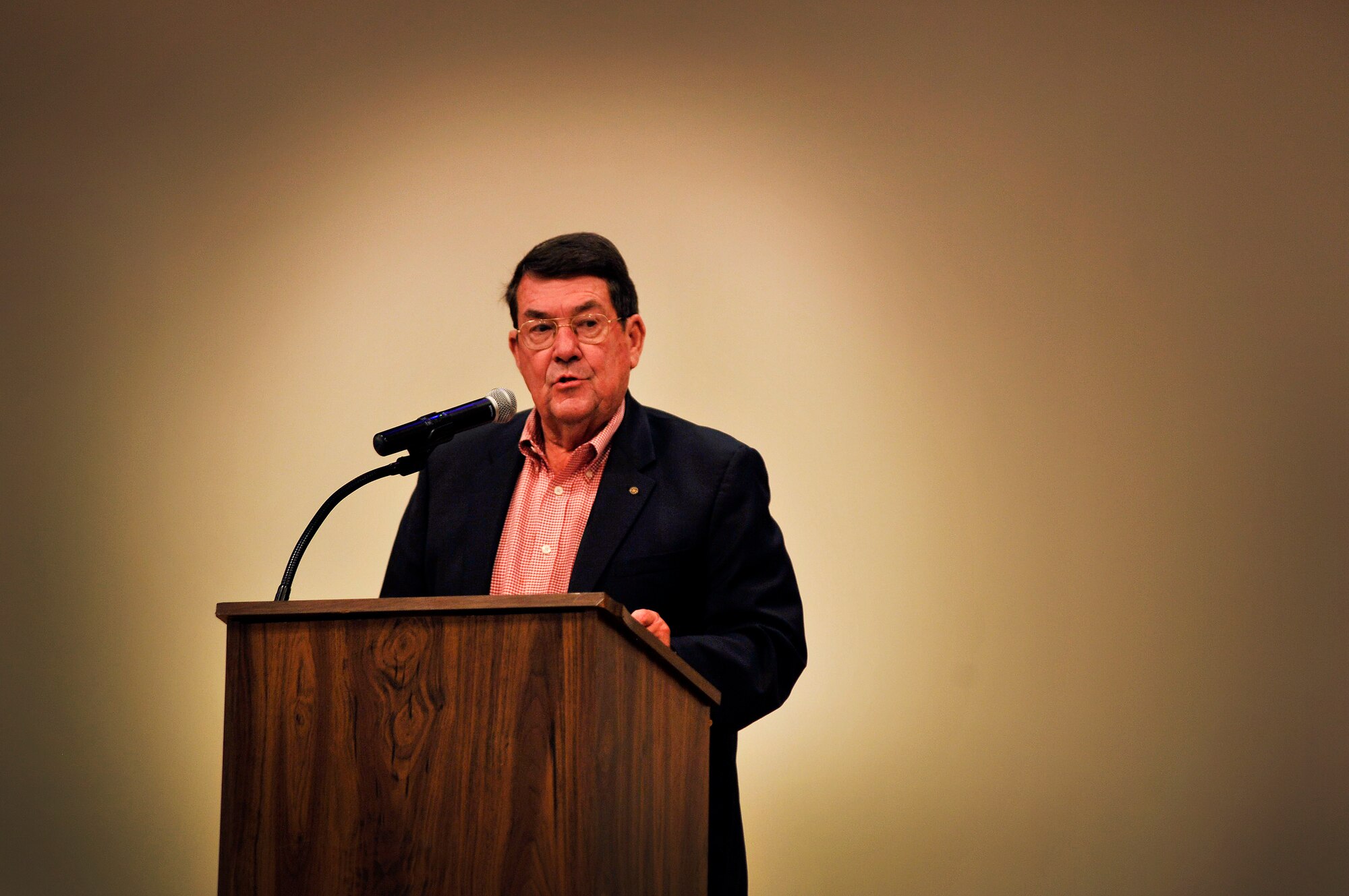 Jack Van Loan speaks to Team Shaw at the base theater Sept. 27, 2011, Shaw Air Force Base, S.C. Van Loan was a prisoner of war in North Vietnam after he was shot down on May 20, 1967. Van Loan was held until his release on March 4, 1973. Van Loan was the guest speaker, and he spoke to Shaw members for Wingman Safety Day and highlighted the importance of being a good wingman. Van Loan also spoke of the ways he survived his approximately six years in captivity. One of the most important things he stressed was to have goals. He told Team Shaw successful leaders have goals. (U.S. Air Force photo by Senior Airman Kenny Holston/Released)



