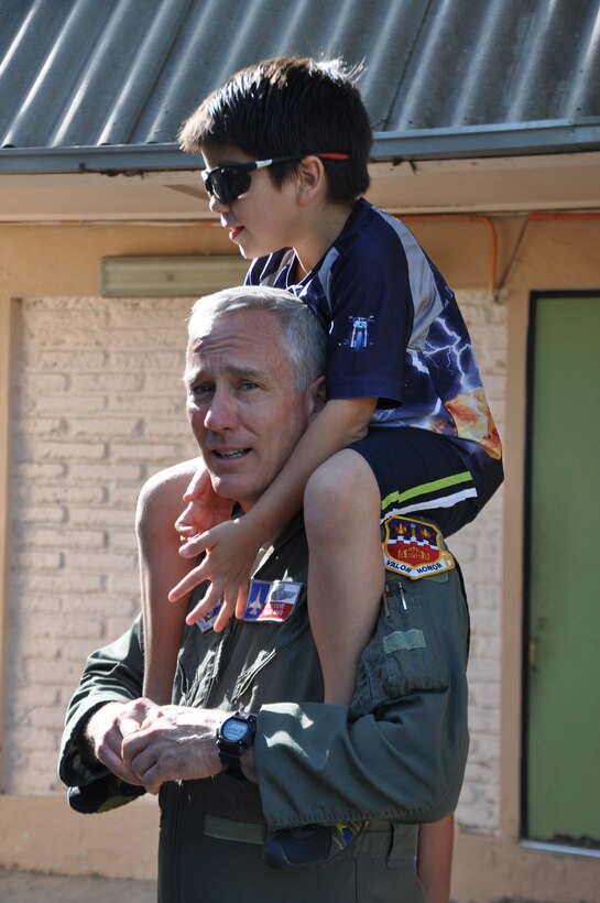 SANTIAGO, Chile – Col. John Kane, 149th Fighter Wing commander, visited children at the SOS Aldeas orphanage in Santiago, Chile, March 29. The Chilean air force invited U.S. Airmen to help them give back to the community by visiting local hospitals and orphanages this week.  (U.S. Air Force photo/Master Sgt. Kelly Ogden) 