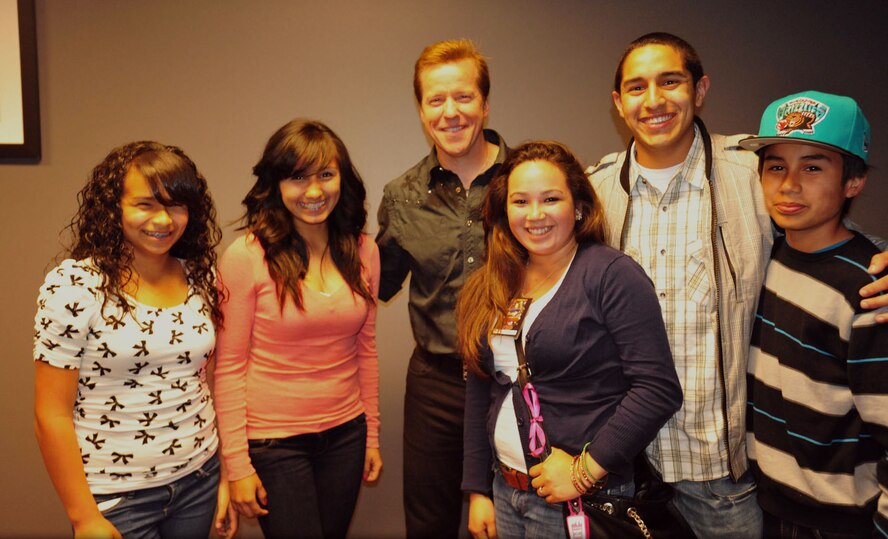 Reservists who referred a friend through the Air Force Reserve's Get 1 Now program received two free tickets to see Jeff Dunham in Los Angeles on March 31. Visit www.get1now.us for more information and to submit your referral. (U.S. Air Force courtesy photo)

