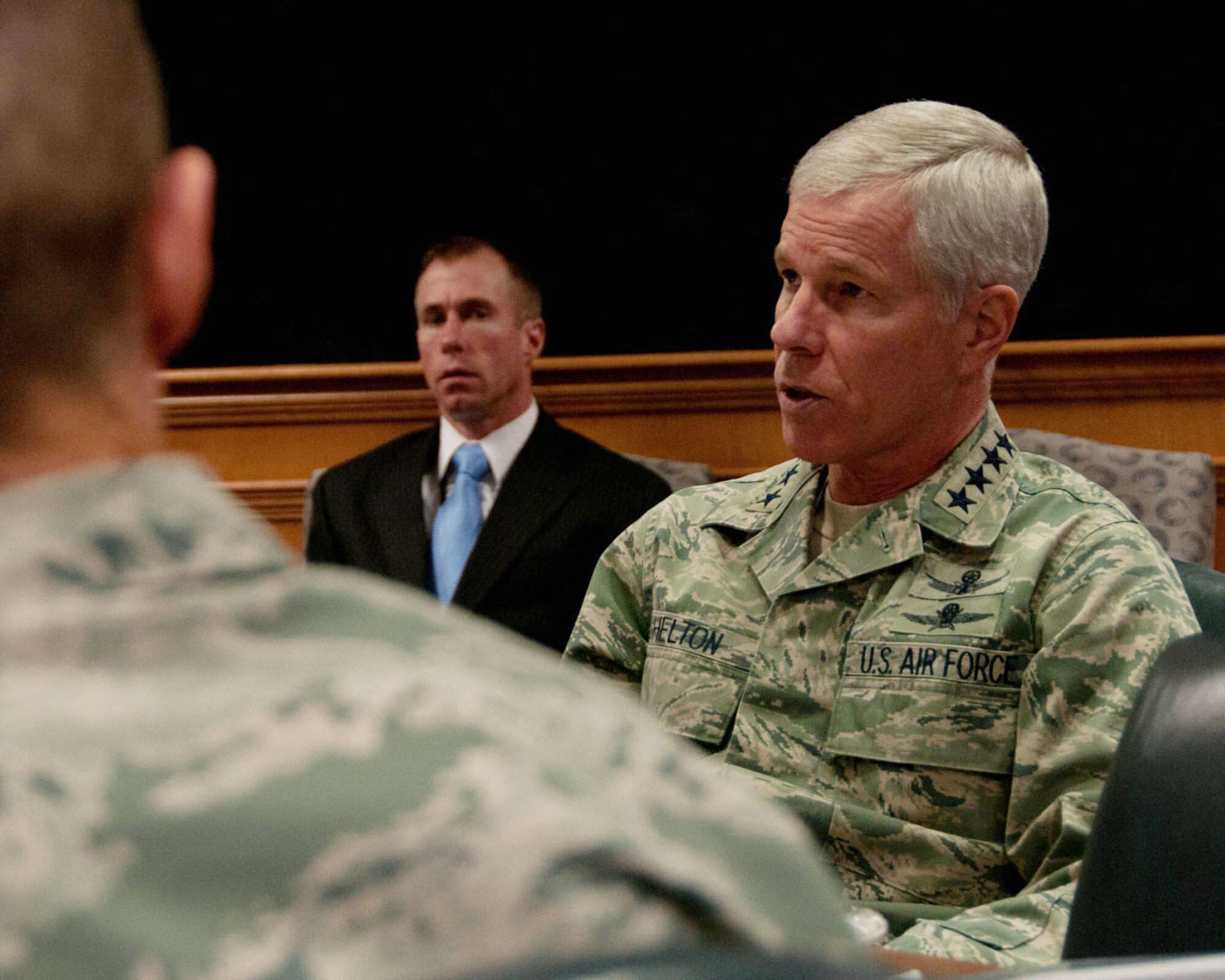 HANSCOM AIR FORCE BASE, Mass. - Gen. William Shelton, Air Force Space Command commander, listens to a briefing during a visit to the Electronic Systems Center April 3. Shelton was at ESC to participate in program reviews and meet with some ESC program executive officers and program managers. (U.S. Air Force photo by Linda LaBonte Britt)