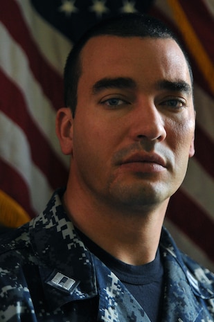 Navy Lt. William Sever is a survivor of an accident involving a drunk driver. (U.S. Navy photo/Petty Officer 1st Class Jennifer Hudson)