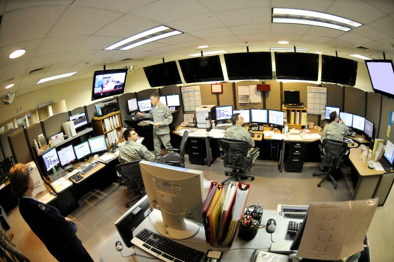 Fairchild command post Air National Guard, active duty Airmen work