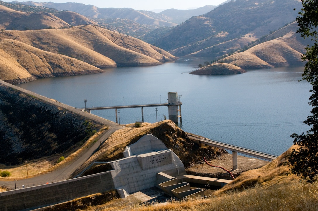 Hilltop view down on Terminus Dam at Lake Kaweah.