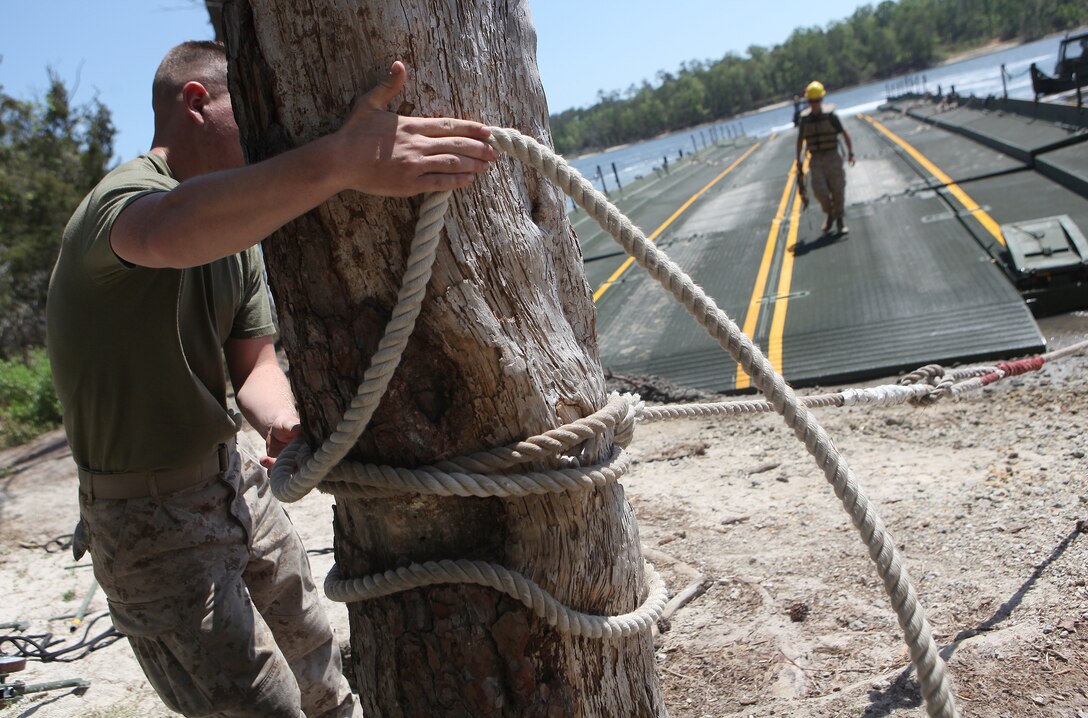 120417MKV513 361.jpg