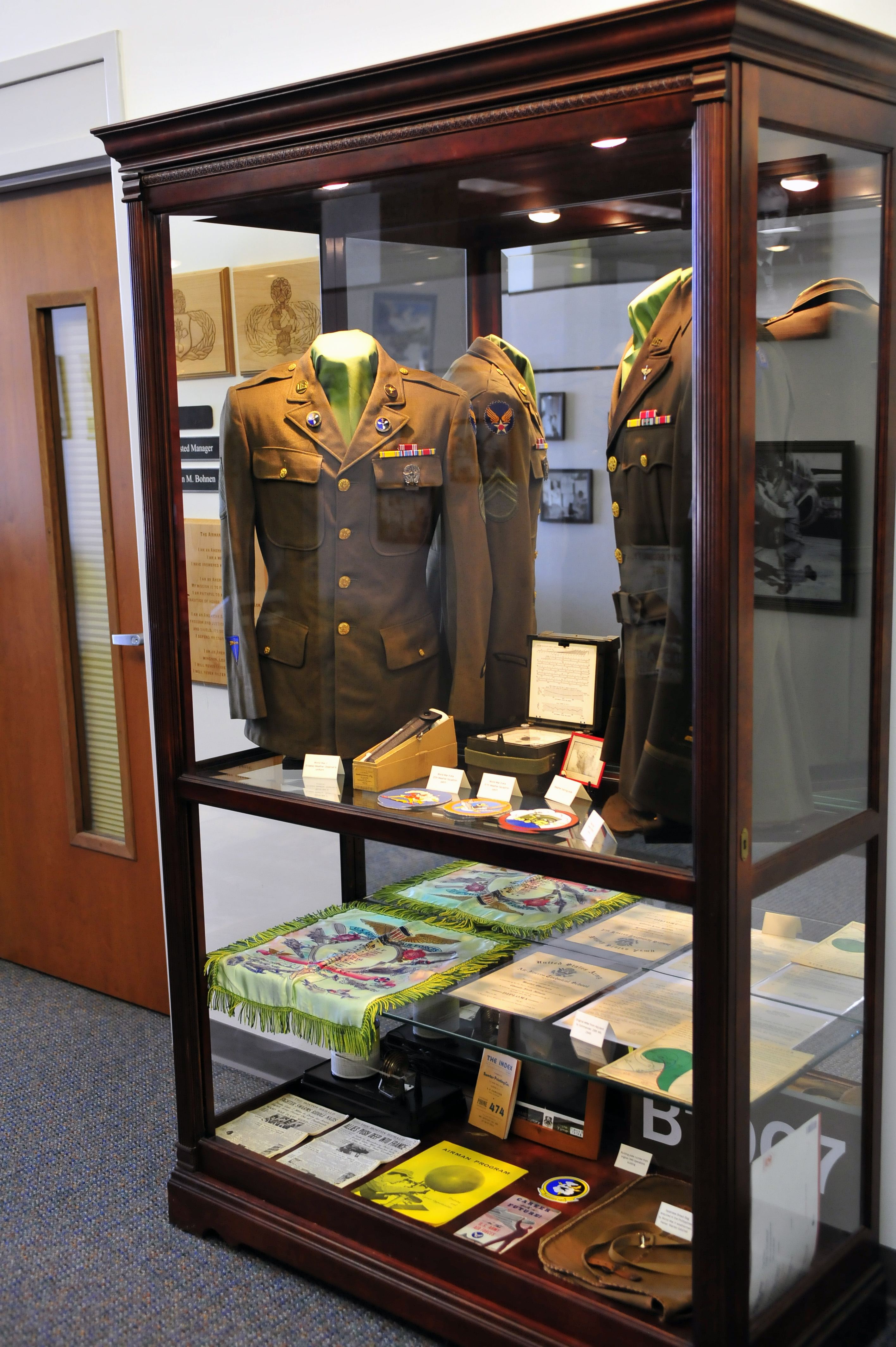 Air force hot sale memorabilia store