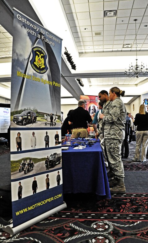 scott afb family readiness center