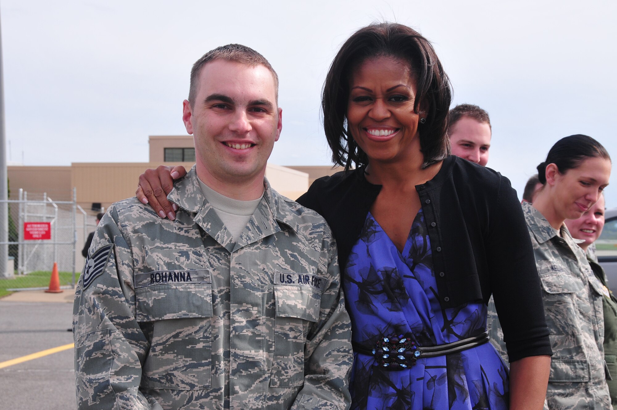 First Lady, Michelle Obama, is greeted by service members and family members from the 171st Air Refueling Wing and the 911th Airlift Wing upon her arrival to the Pittsburgh International Airport, April 17. (National Guard photo by Master Sgt. Ann Young/Released by Capt. Dicie Hritz)