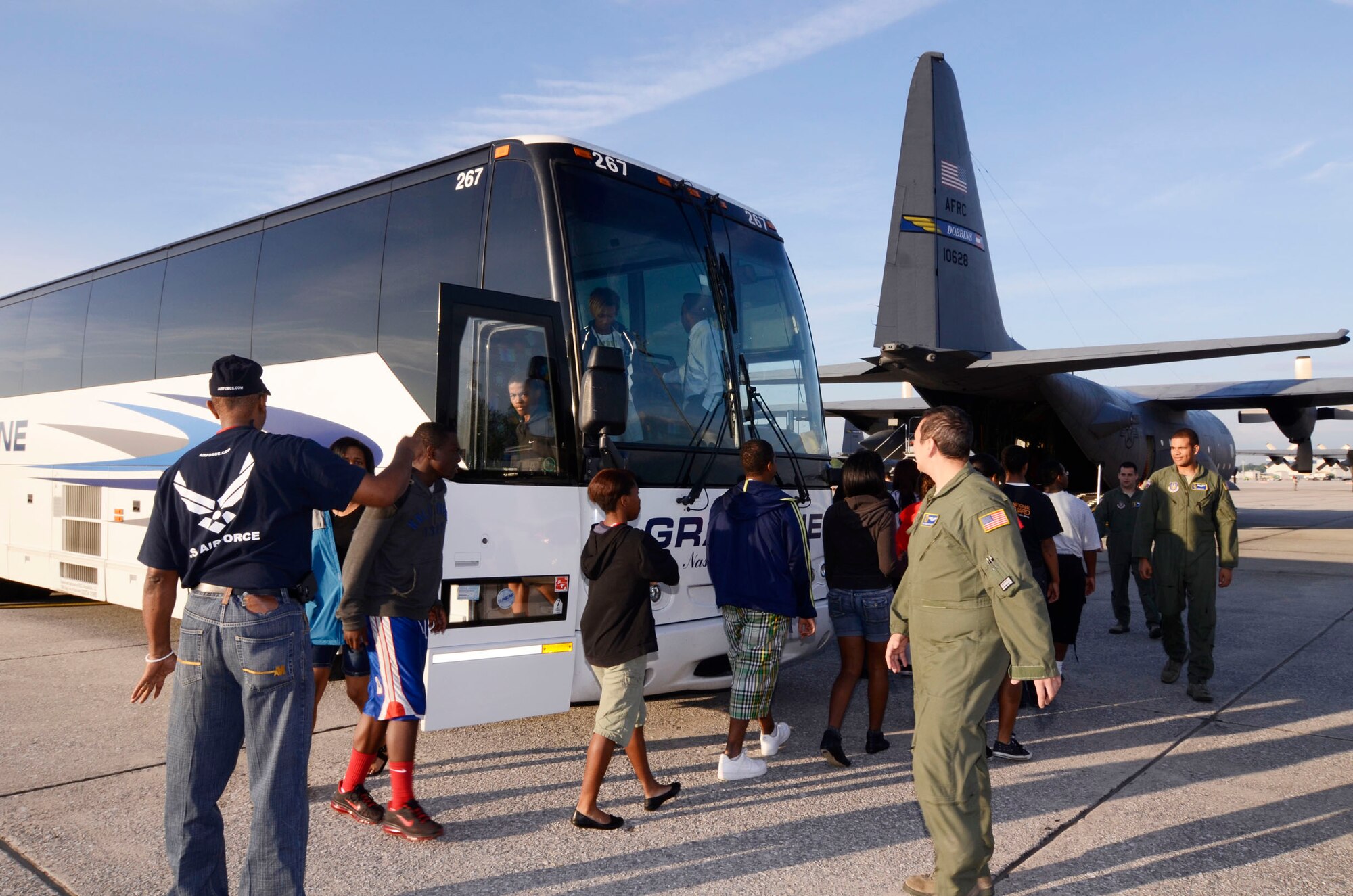 Students from Whites Creek High School Air Force JROTC, Nashville, Tenn. are greeted by aircrews during a tour of a C-130 here April 4. The cadets observed maintenance functions and were briefed on operations during flight missions. (U.S. Air Force photo/Don Peek)