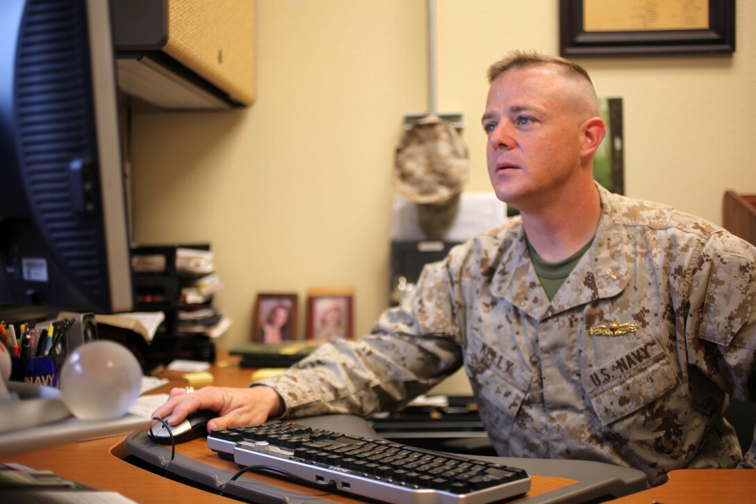The National Fatherhood Initiative selected Navy Lt. Dennis Kelly, the chaplain of 1st Radio Battalion and 1st Intelligence Battalion, Camp Pendleton, Calif., as one of three finalists for the Military Fatherhood Award. All contestants submitted an essay on fatherhood. Three participants were chosen as finalists.  Kelly is known for his advice and mentorship. He helps Marines and sailors seeking spiritual, marital and parenting guidance. Voting will take place on the program’s Facebook page beginning April 23.