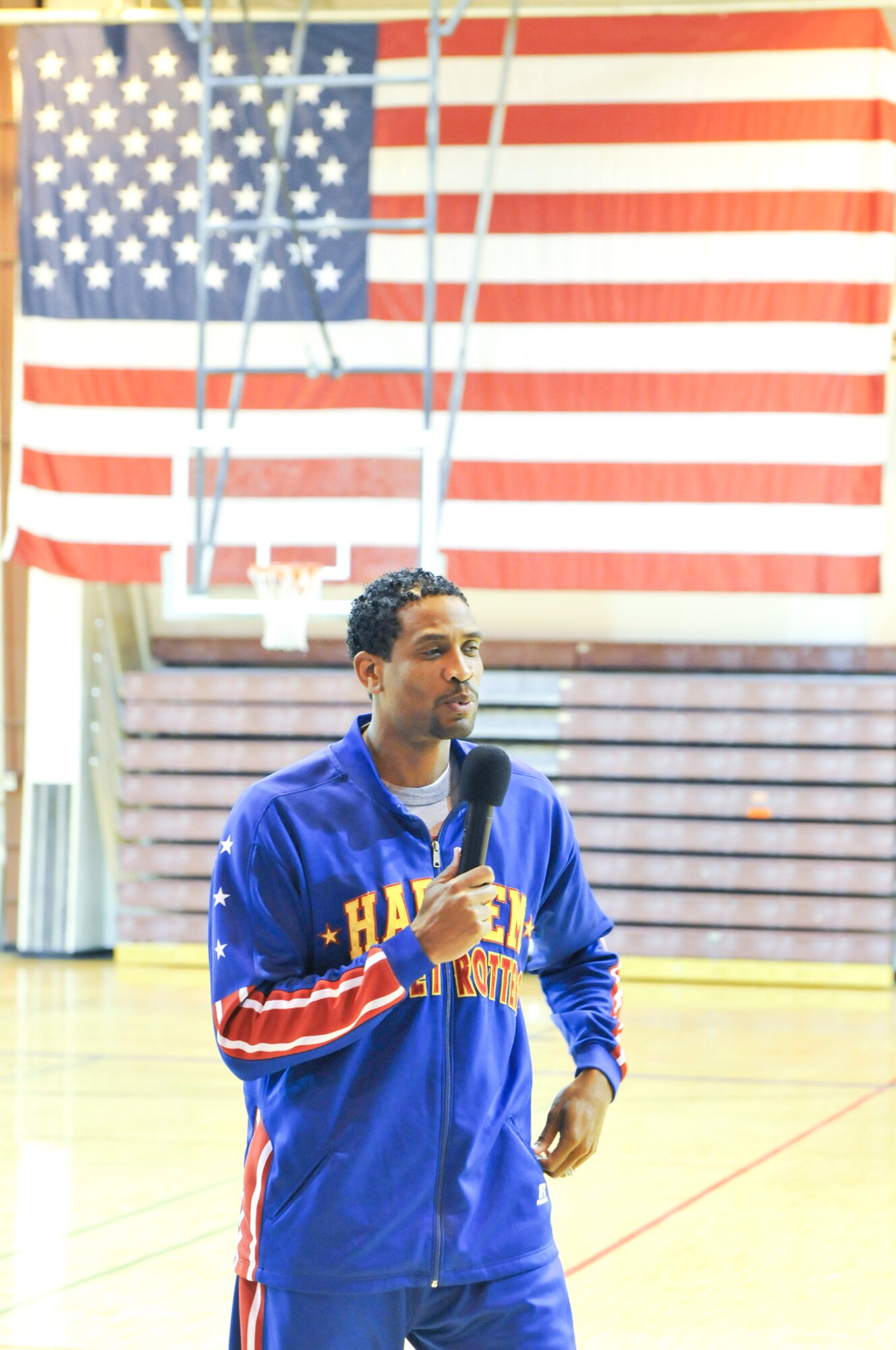 JOINT BASE ELMENDORF-RICHARDSON,Alaska-Wun Versher,"The Shot", Harlem Globe Trotters team member, gave a demonstration at the Buckner Fitness Center on Joint Base Elmendorf-Richardson on 17 April 2012. It was followed by a autograph and photo session. (USAF Photo by Steven White/JBER/PA)