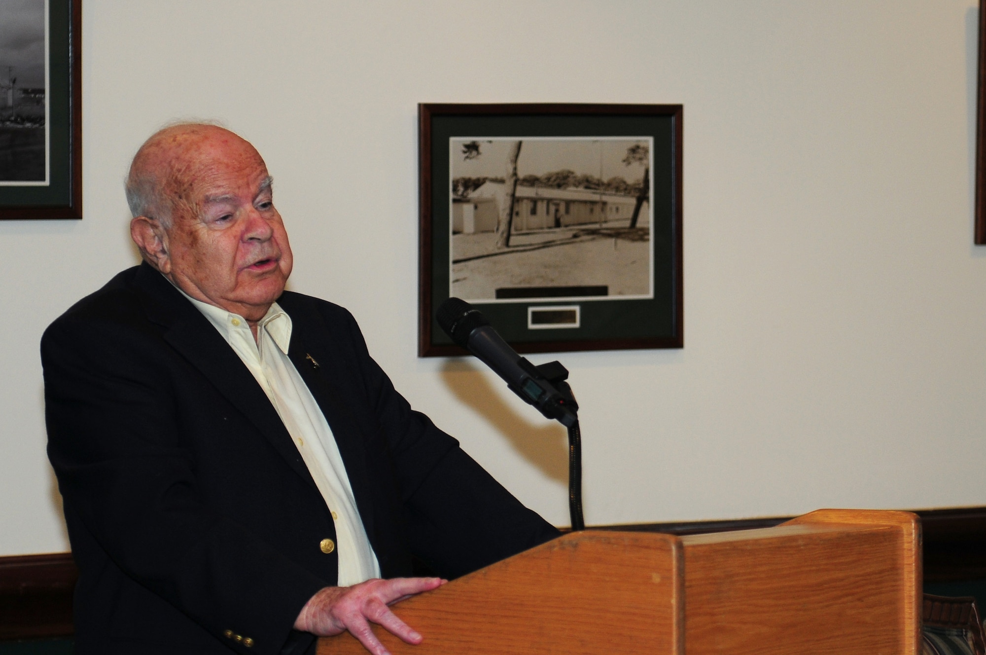 ROYAL AIR FORCE LAKENHEATH, England – Geoffrey Perry shares his story of World War II with members of the 48th Fighter Wing during the Holocaust Remembrance Luncheon April 19, 2012. Perry was born in Germany before becoming a refugee and eventually enlisting as a British soldier. (U.S. Air Force photo by Airman 1st Class Cory D. Payne)