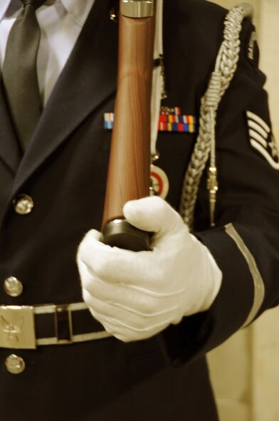 MACDILL AIR FORCE BASE, Fla. -- This 927th Honor Guard recently presented the colors at a Tampa Bay Storm game, attended by more than 8,000 fans. The honor guard is part of the 927th Air Refueling Wing, a reserve unit stationed at MacDill.  (Official U.S. Air Force photo by Staff Sgt. Jennie Chamberlin)