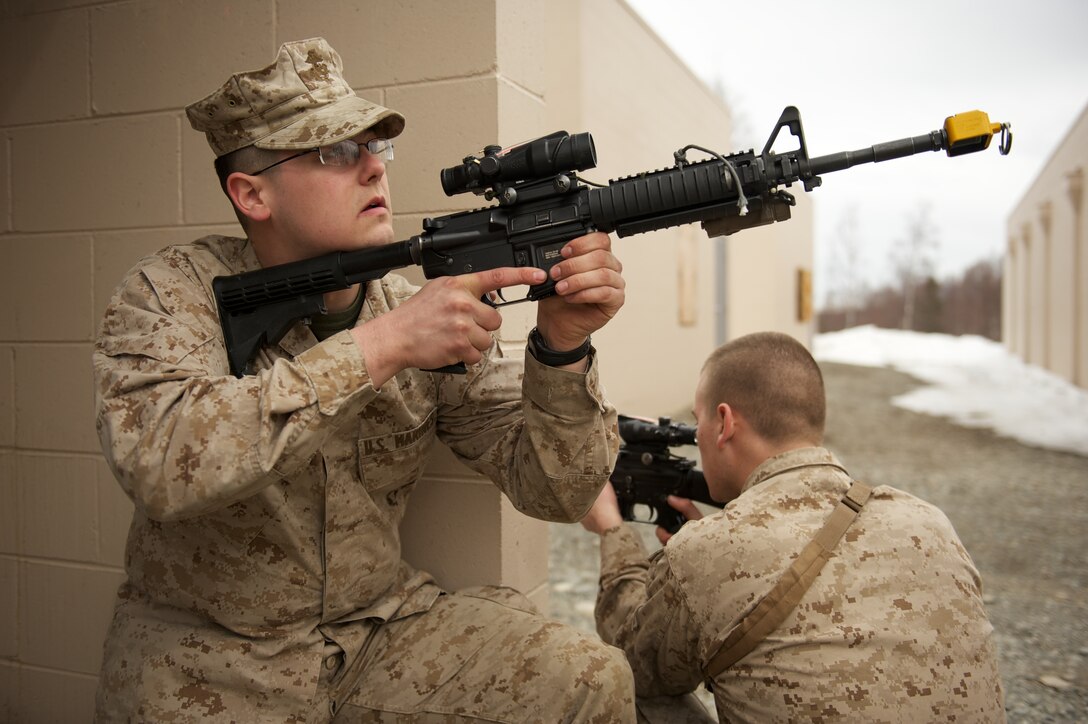 Marine Reservists prepared to fight modern warfare