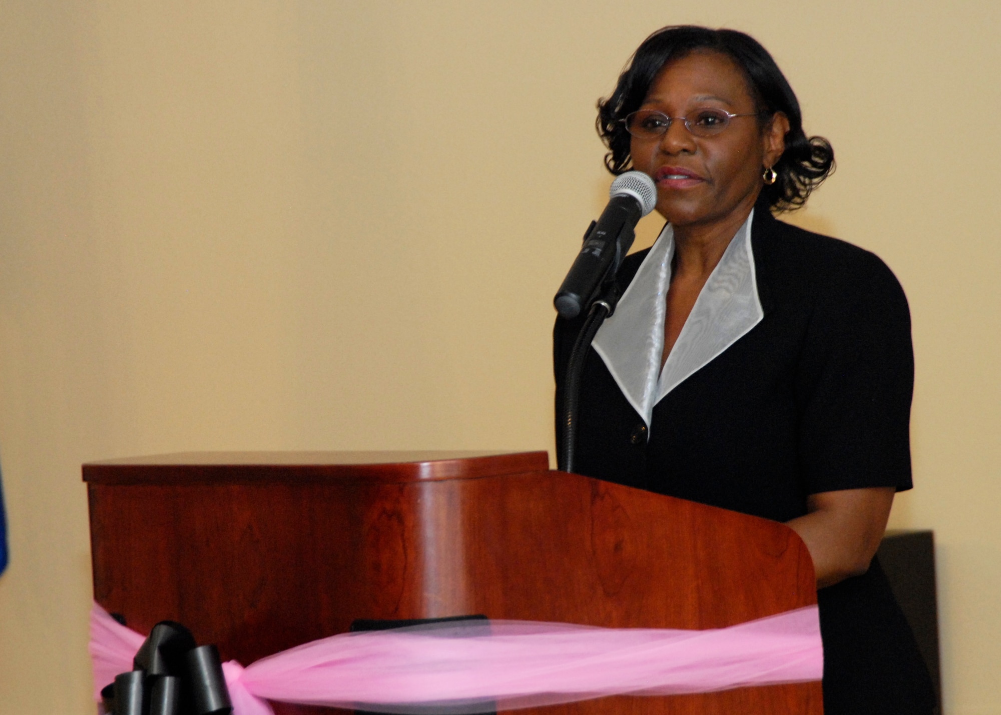 Guest speaker and active volunteer within the Antelope Valley, Diana Love, spoke to attendees about her experiences and the importance of volunteering during the Volunteer Appreciation Day ceremony April 18 at Club Muroc. During the event, Team Edwards recognized the contributions of numerous volunteers within the community. (Air Force Photo by Laura Mowry)