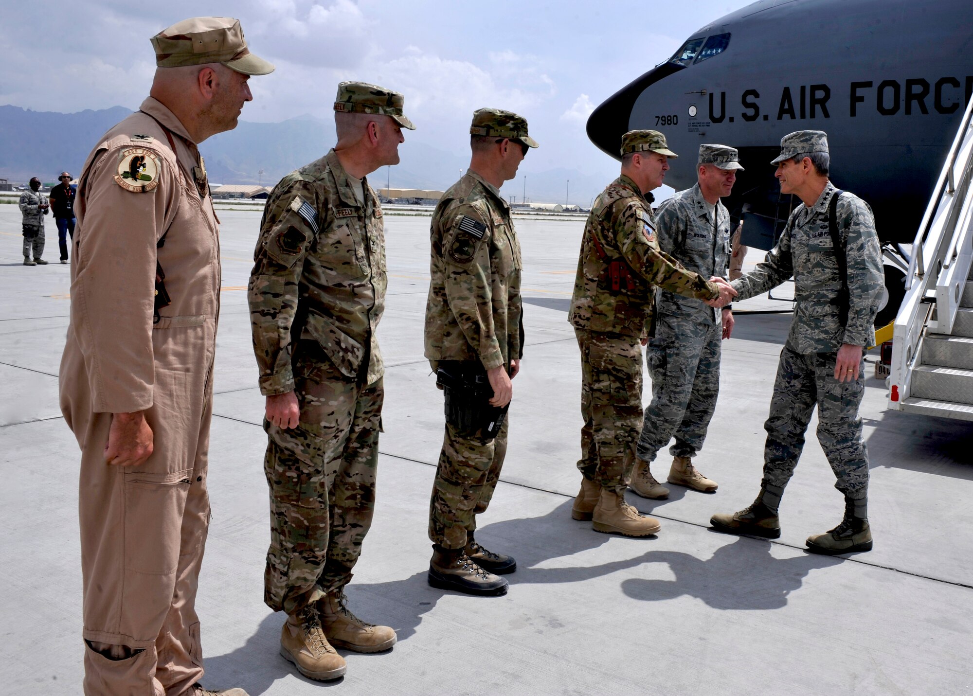 Air Force Chief of Staff Gen. Norton Schwartz greets 455th Air Expeditionary
Wing leadership at Bagram Airfield, Afghanistan, April 23, 2012. His tour of
Bagram included visits with the Airmen of the 455th AEW. He also awarded the
Distinguished Flying Cross to a service member. (U.S. Air Force photo/Airman
1st Class Ericka Engblom)

