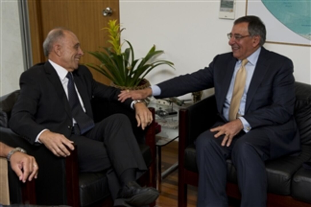 Secretary of Defense Leon E. Panetta meets with Brazilian Minister of Institutional Security Gen. José Elito Carvalho Siqueira in Brasilia, Brazil, April 24, 2012.  Panetta is on a five-day trip to the region to meet with counterparts and military officials in Brazil, Colombia and Chile to discuss an expansion of defense and security cooperation.  