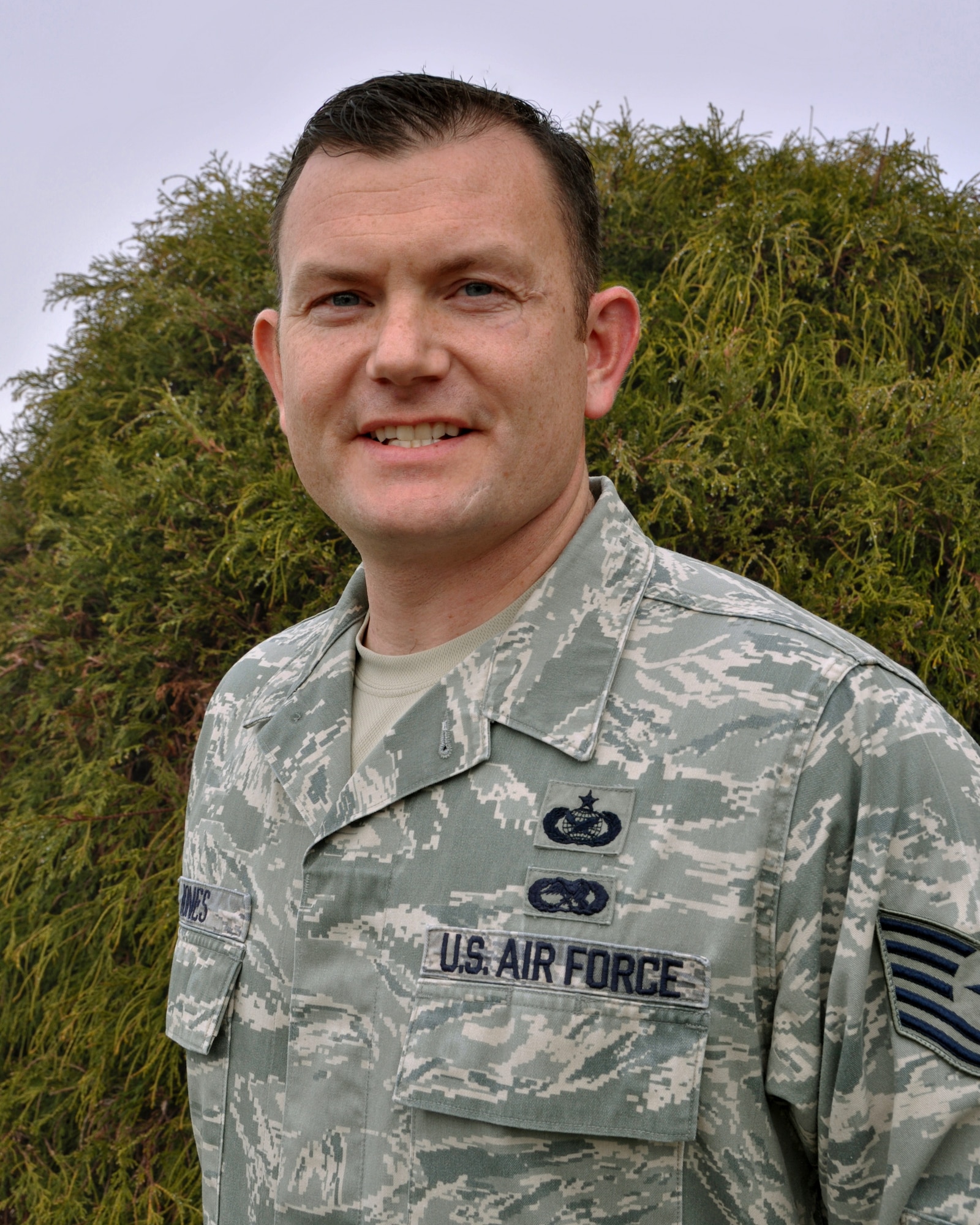 Tech. Sgt. Shawn Jones is the Department of Defense's Print Journalist of the Year for 2011. Jones is slated to receive his award May 4, 2012, at Fort Meade, Md. (U.S. Air Force photo)